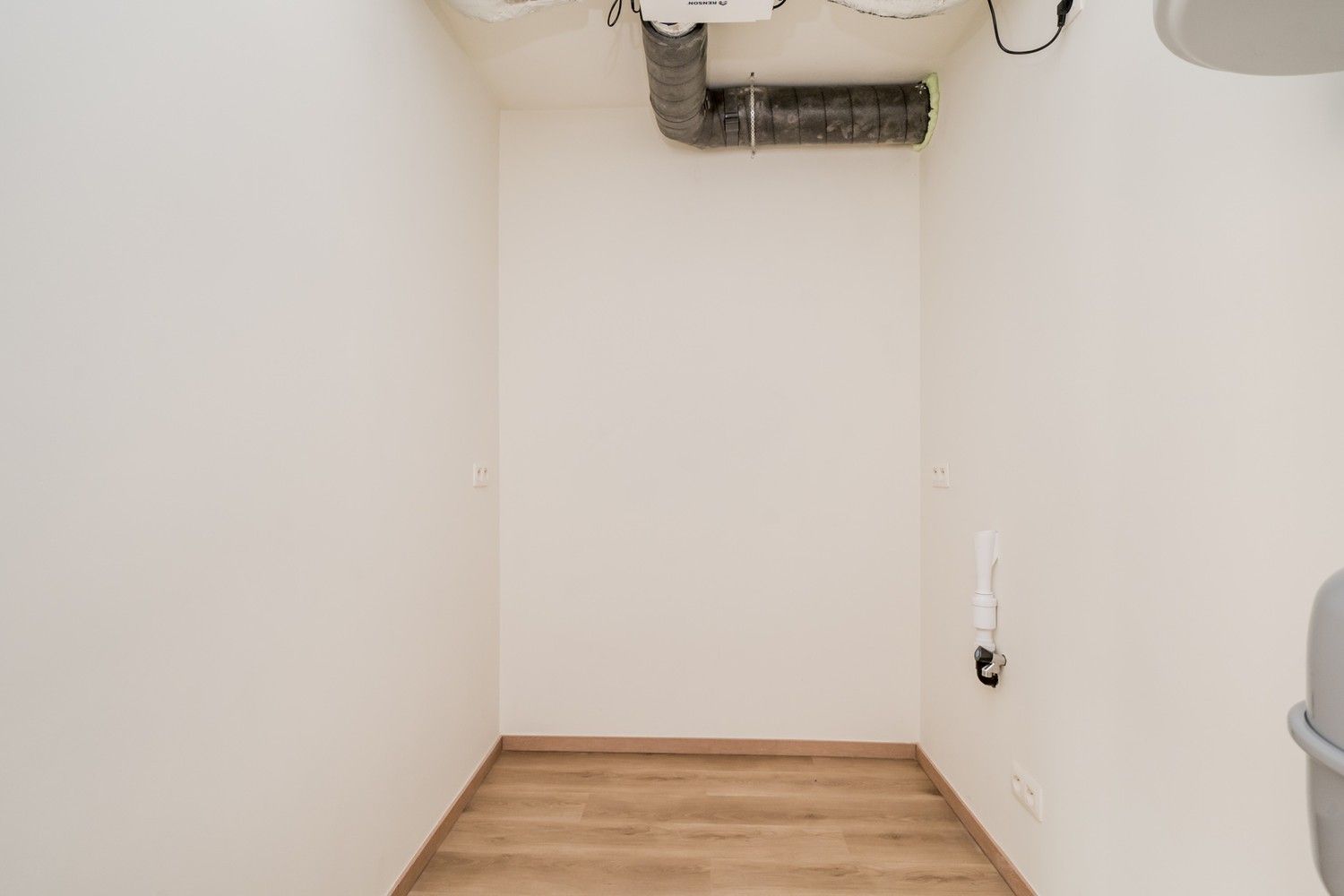 Nieuwbouw gelijkvloers appartement met mooie afwerkingsgraad! foto 11