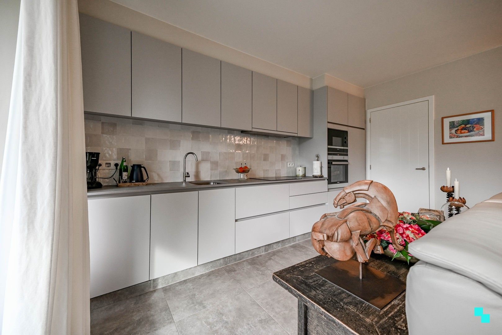 Uniek gelijkvloers éénslaapkamerappartement te Izegem foto 11