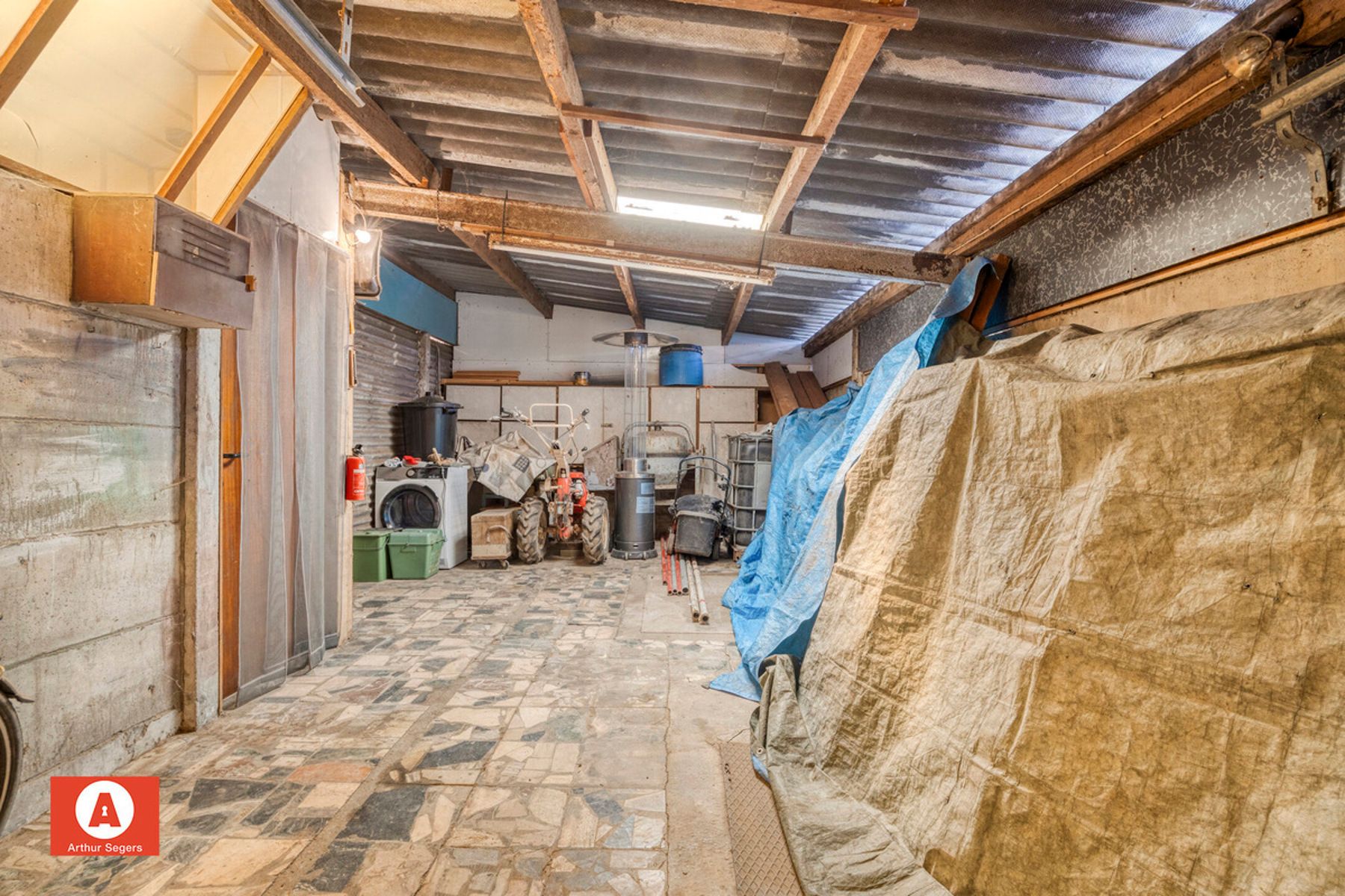 Te renoveren woning nabij centrum Buggenhout foto 15