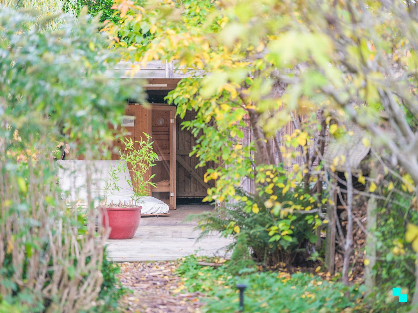 Charmante woning met drie slaapkamers in het hart van Merelbeke foto 35