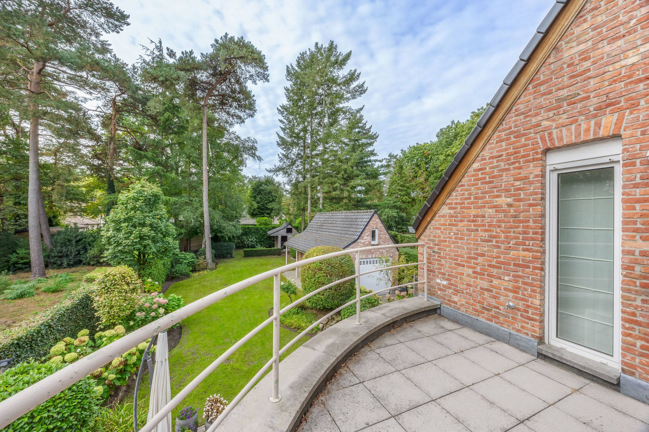 Charmante woning met zonovergoten tuin in Schilde-Bergen foto 18