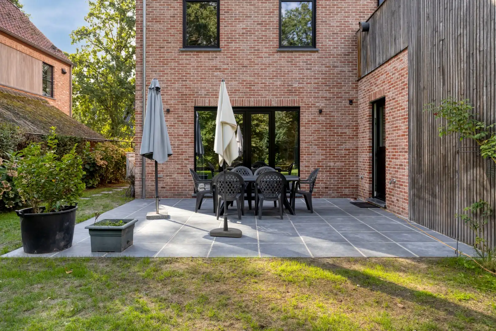 Veelzijdige recente woning aan de Brechtse Heide – ideaal voor wonen & werken foto 23