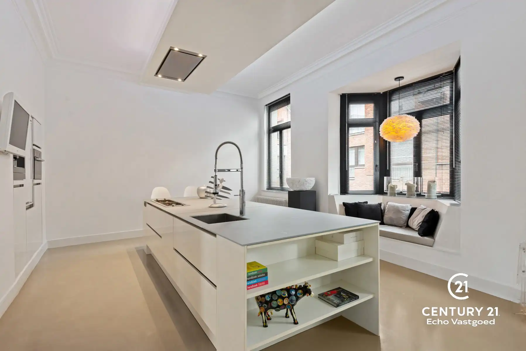 Groot handelspand met luxe duplexappartement en grote garage foto 19