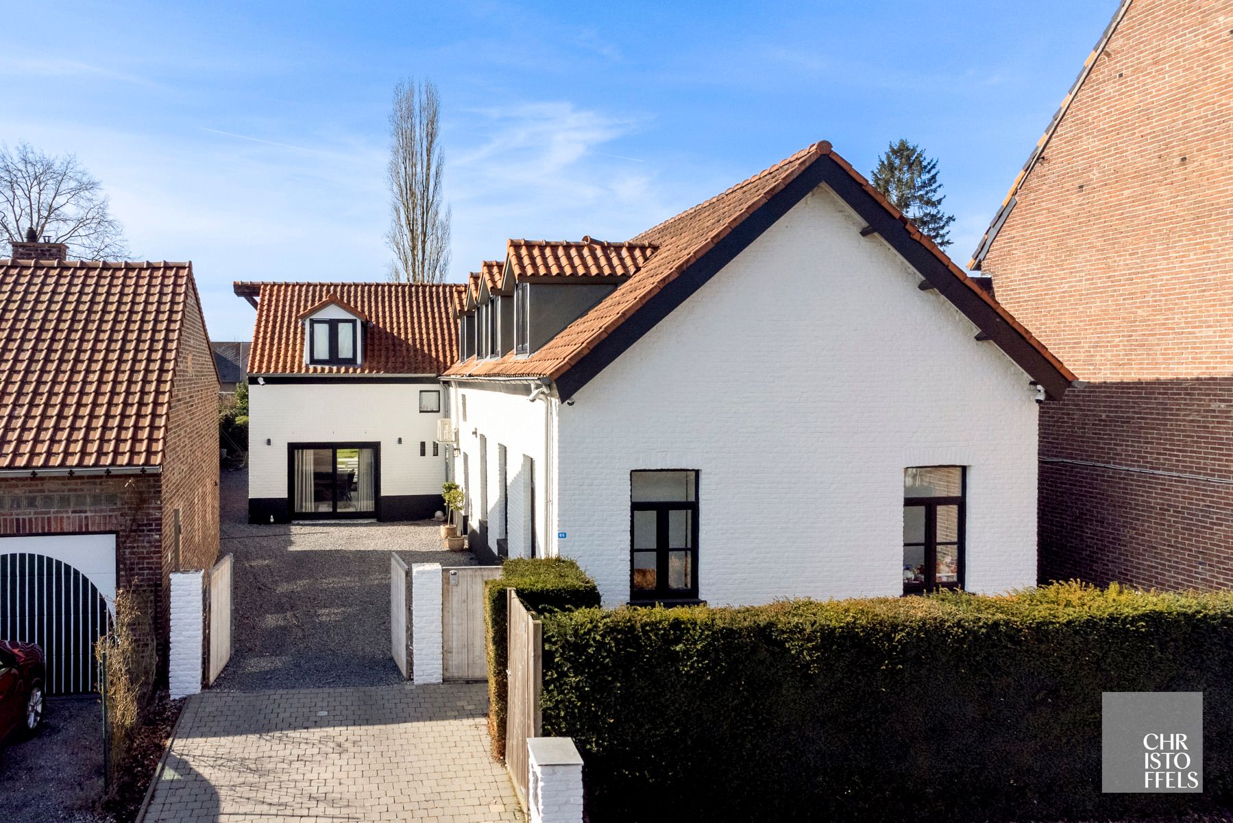 Gerenoveerde langgevel hoeve op een perceel van 1.060 m²!  foto 10