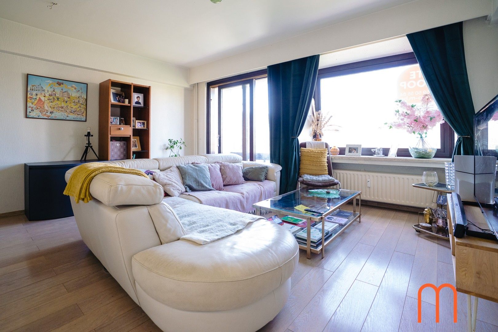 Op te frissen appartement gelegen aan het prachtige Prinses Clementinaplein in Oostende. foto 4