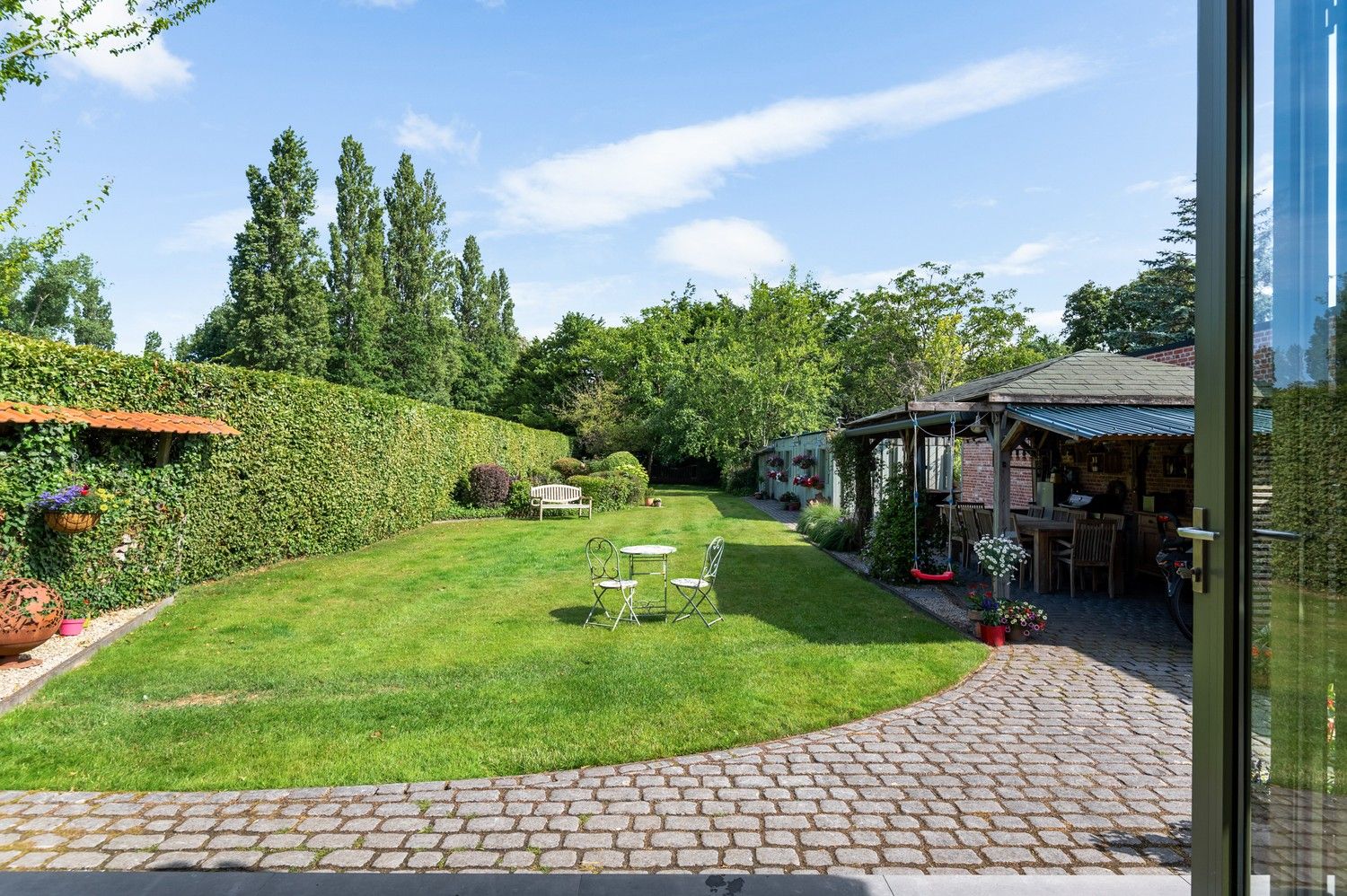 Huis met 5 slaapkamers en tuin in Borsbeek! foto 3