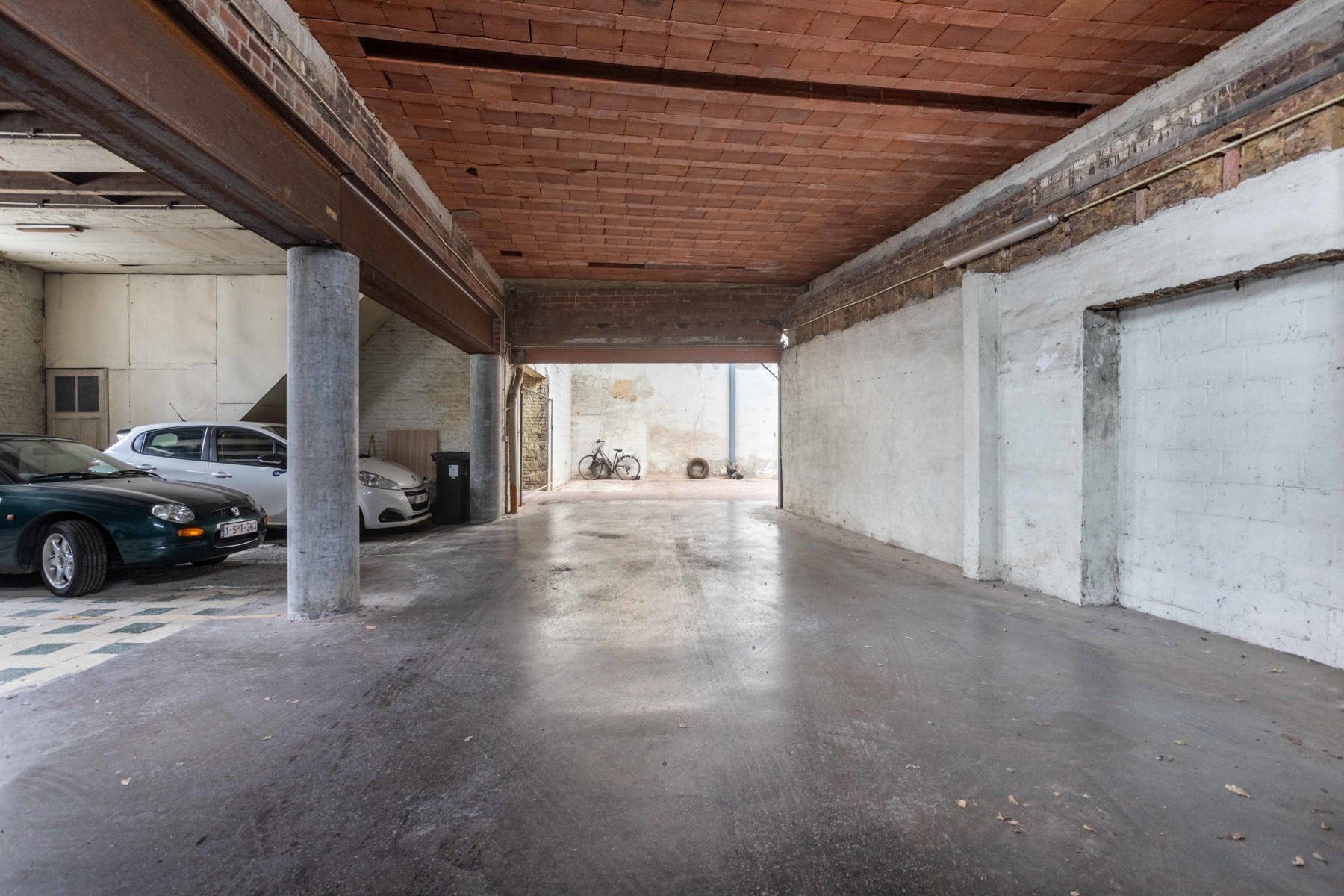 Investeringsproject met 4 appartementen + garages foto 5