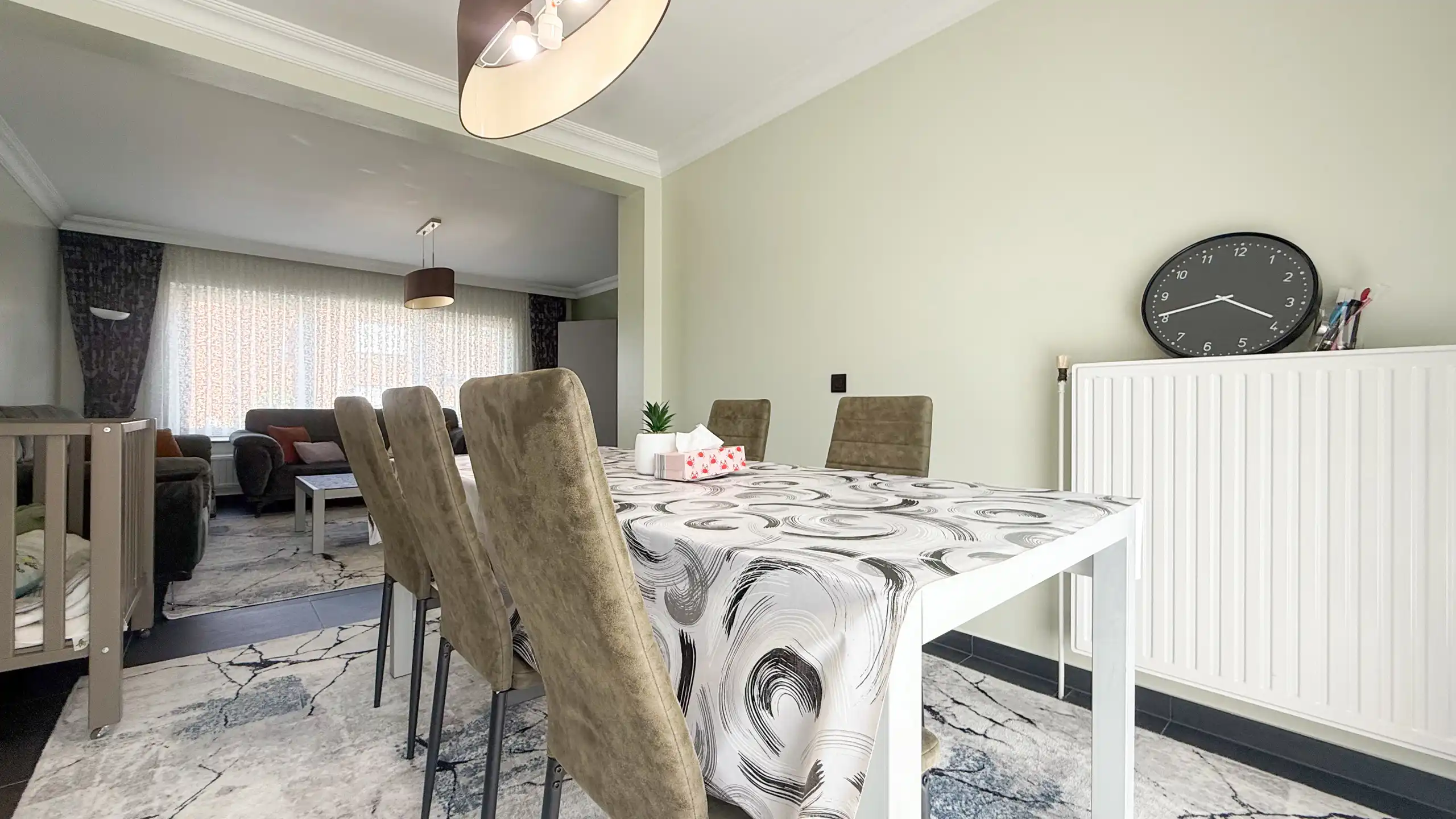 Instapklare woning met 3slpks, kelder en mooie tuin in Ham! foto 8