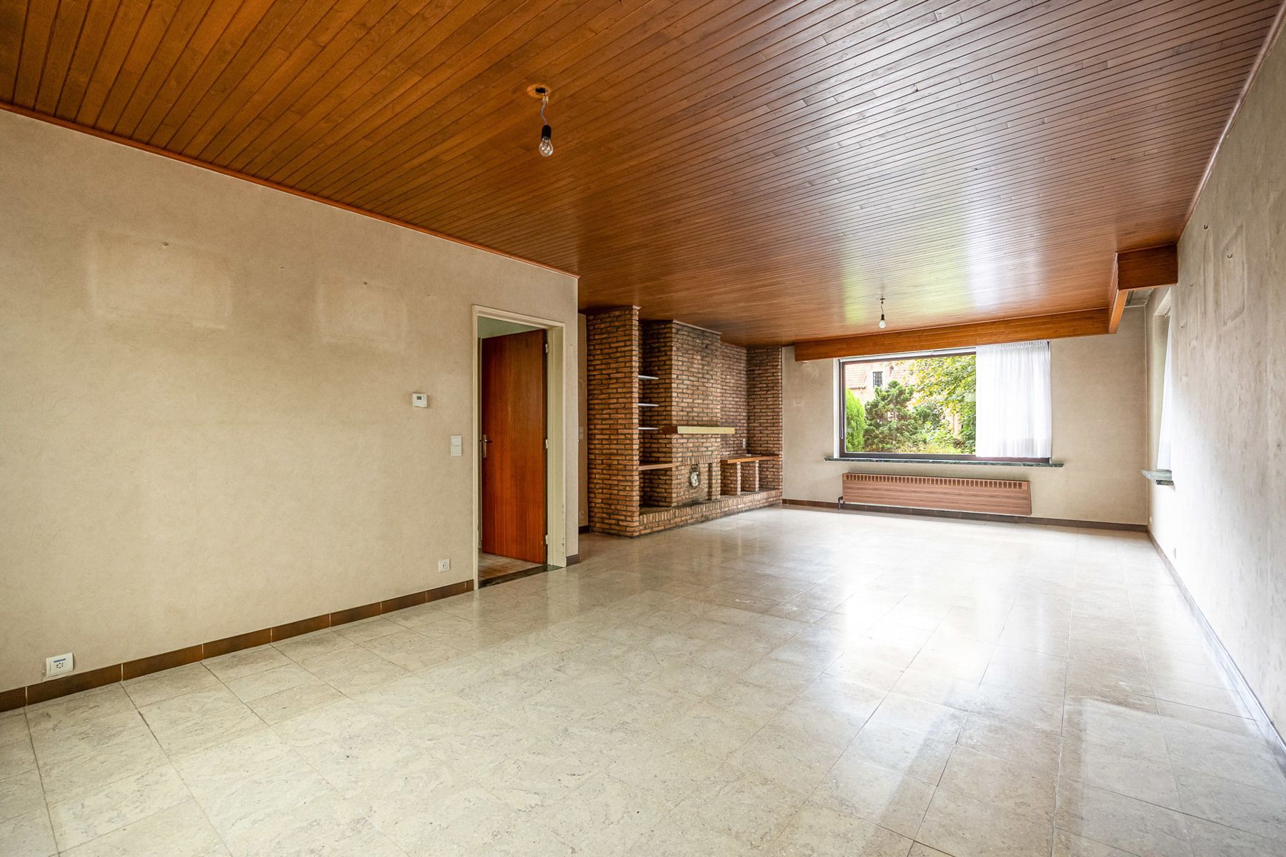 Laagbouwvilla op residentieel perceel van ca. 1.783 m². foto 6