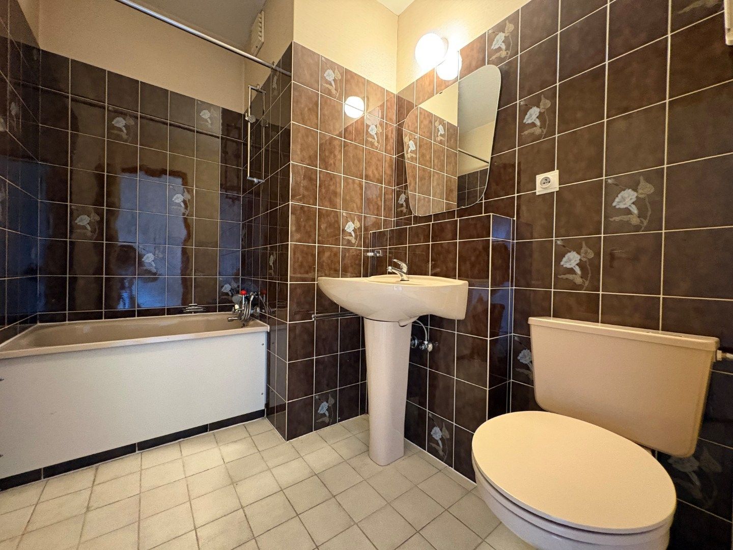 Ruim appartement met 3 slaapkamers te huur – centrum Koksijde foto 15