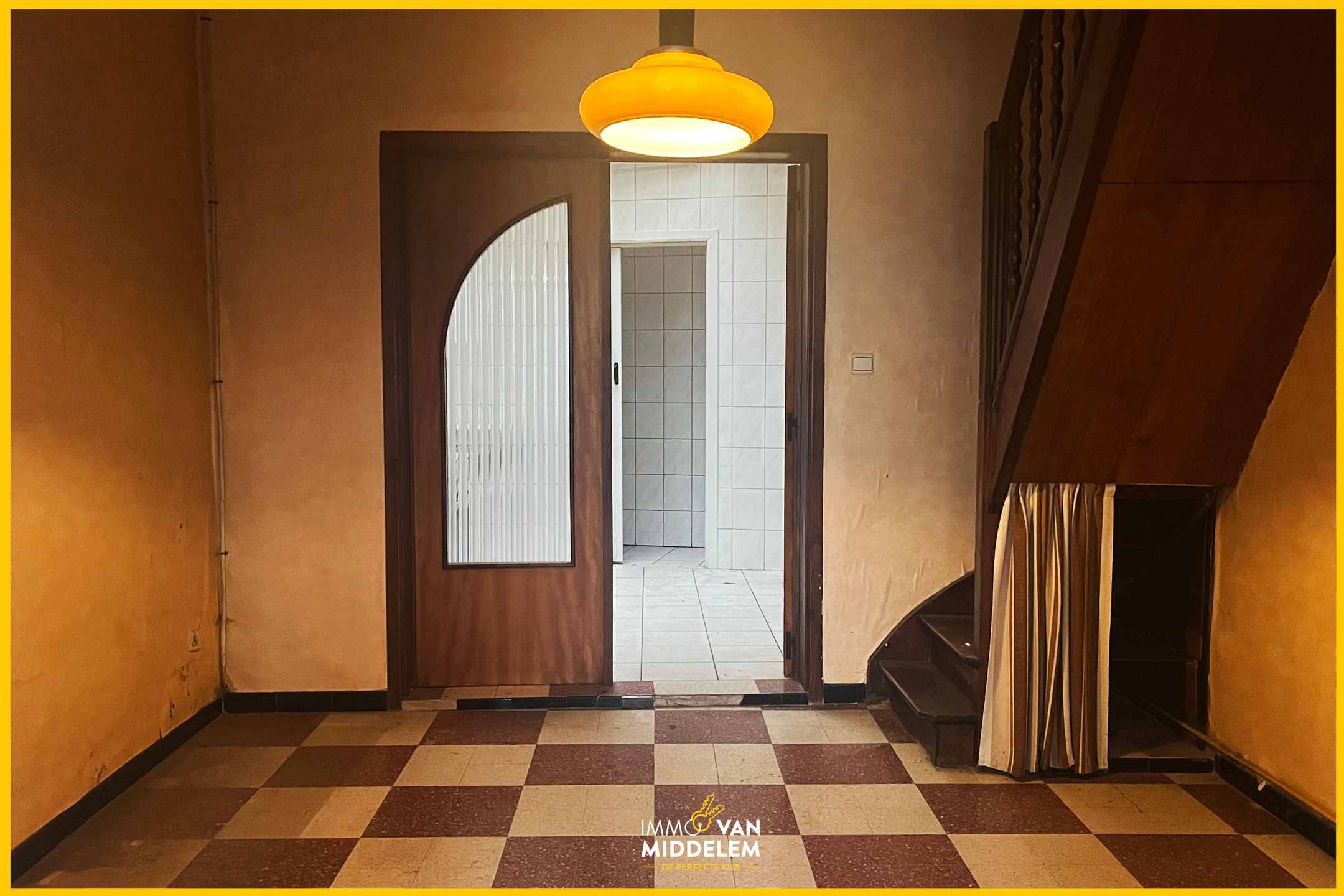 DEELS TE RENOVEREN 2-GEVEL IN CENTRUM TERNAT  foto 3