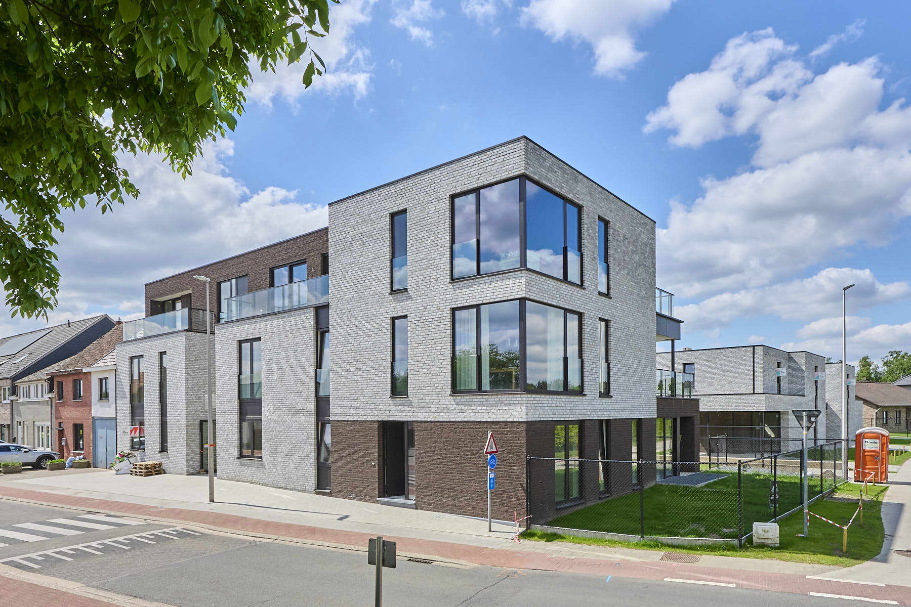 Appartement te koop foto {{pictureIndex}}