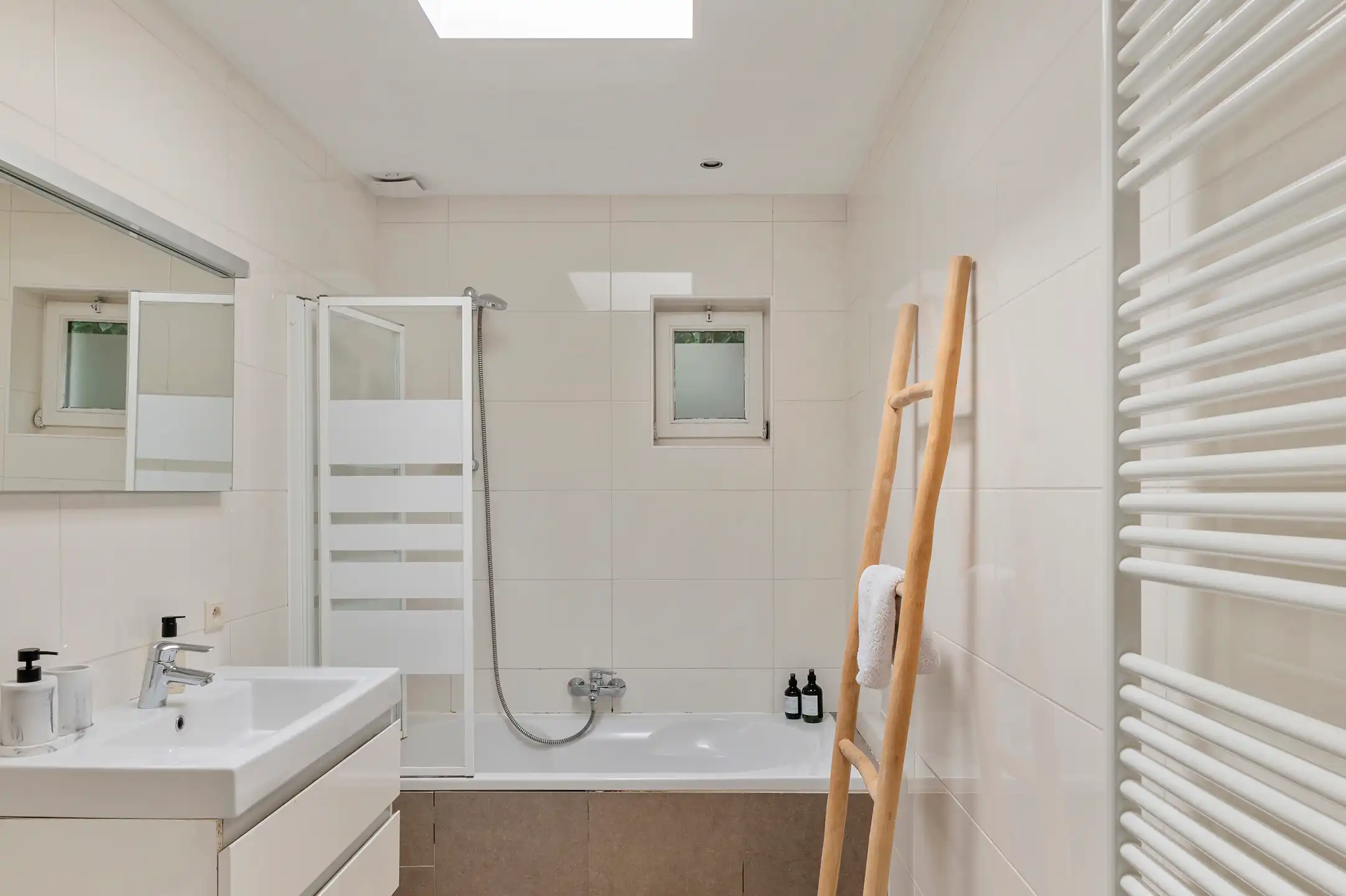 Stijlvolle villa waar mediterrane charme en hedendaags buitenleven harmonieus samenkomen op een toplocatie in Heide foto 24
