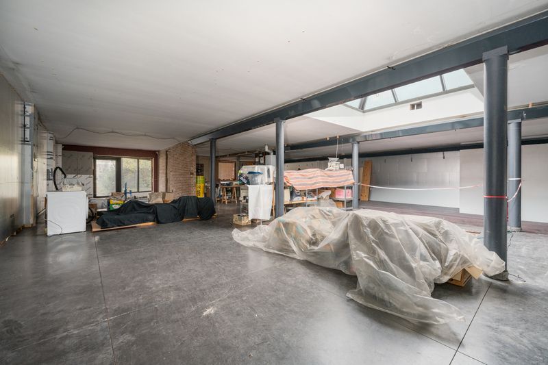 Centrum Roeselare - Horeca pand met woongelegenheid en garage foto 16