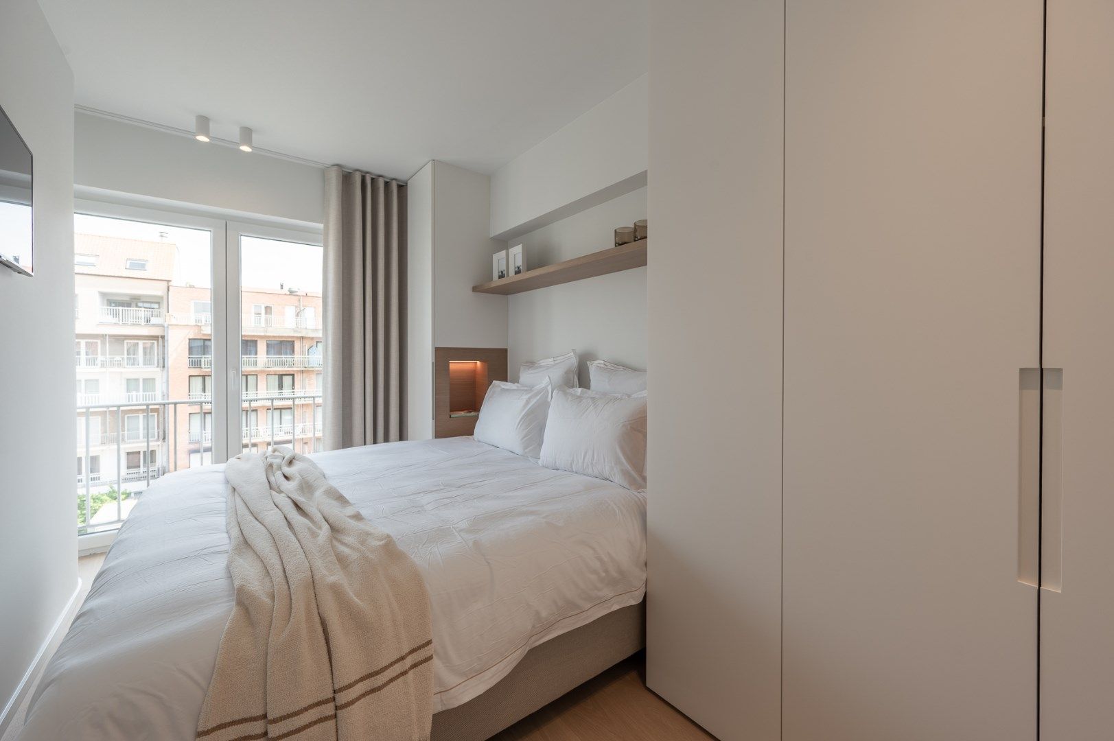 Luxe gerenoveerd appartement te koop – Residentie Orlando, Knokke foto 7
