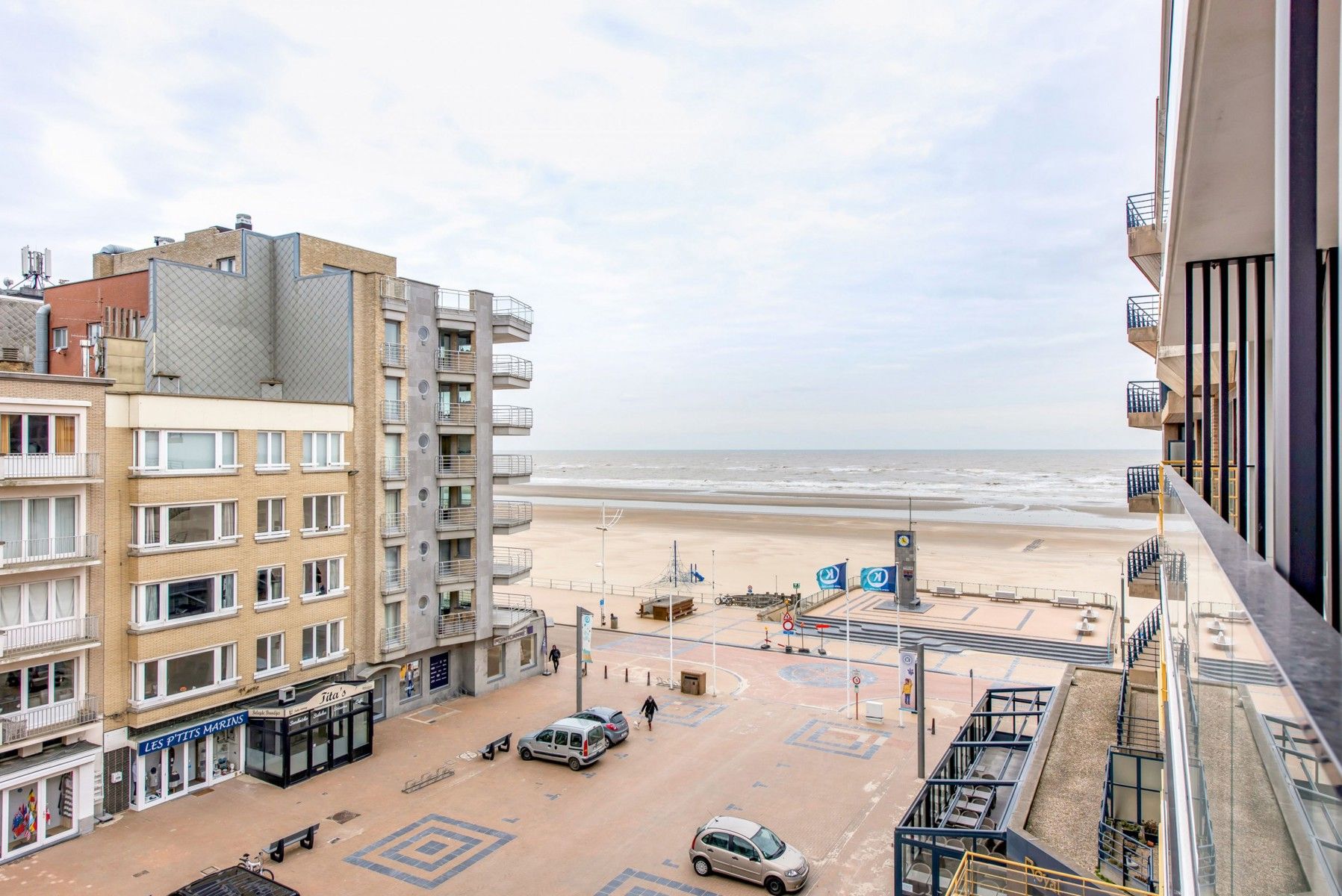 Centraal appartement met 2 slaapkamers vlakbij zee foto 9