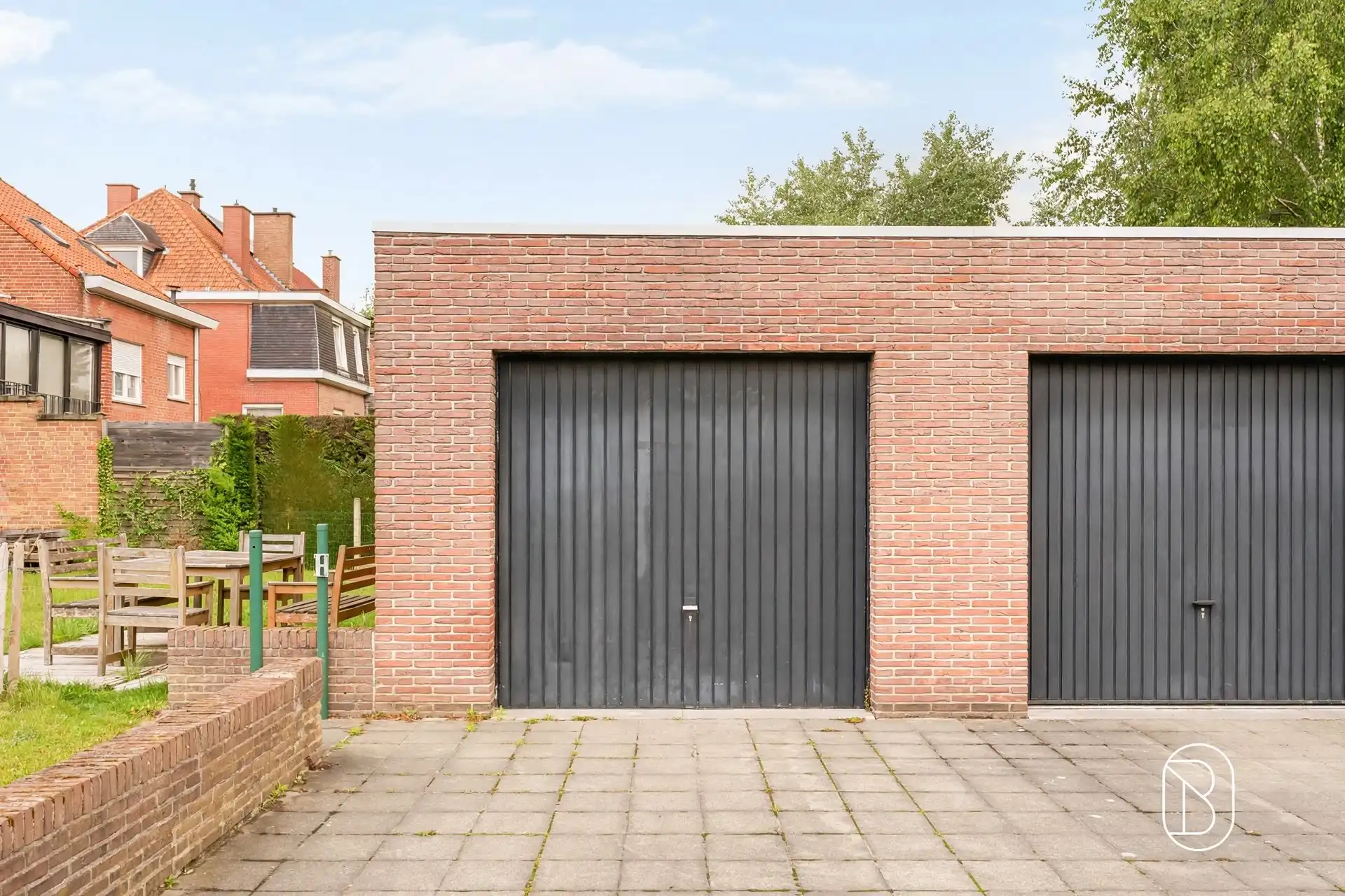 Topgelegen gelijkvloers appartement met 2 slk, tuin + aparte garagebox foto 15