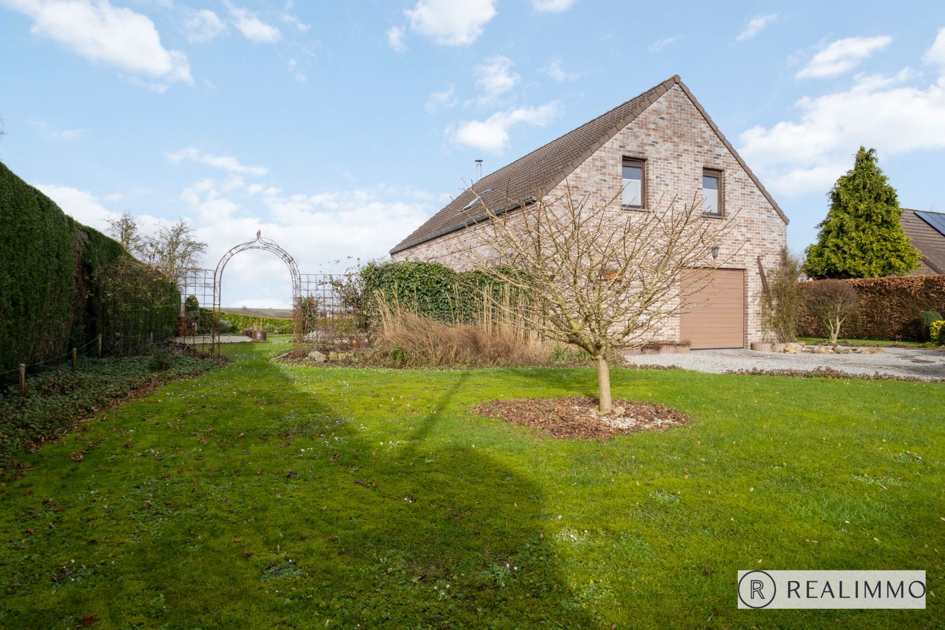 Charmante, goed onderhouden villa in résidentiële woonwijk! foto 10