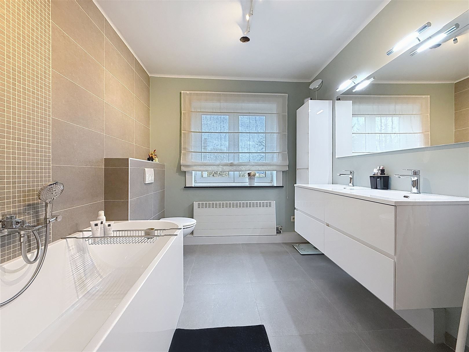 Instapklare woning 2 slpks, garage, tuin, 6a 64ca foto 19