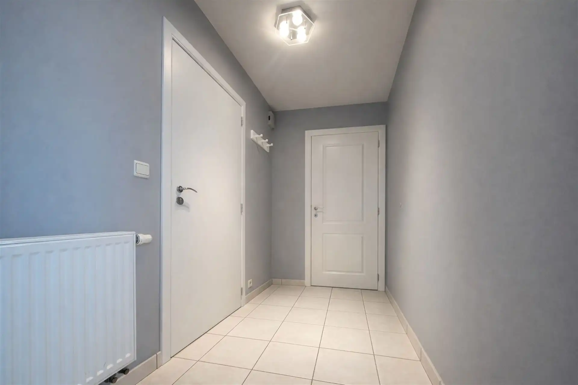 Instapklaar duplex appartement met terras en ondergrondse garage op steenworp van Hasselt centrum foto 14