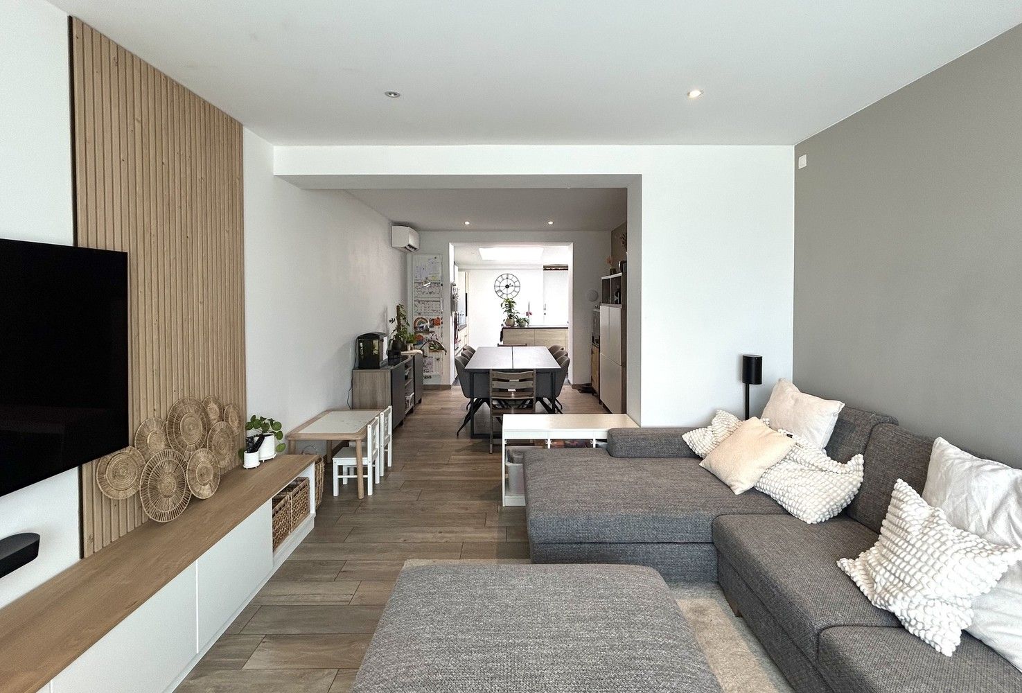 Instapklare, volledig gerenoveerde woning met loods en zichtbare ligging in Heverlee foto 6