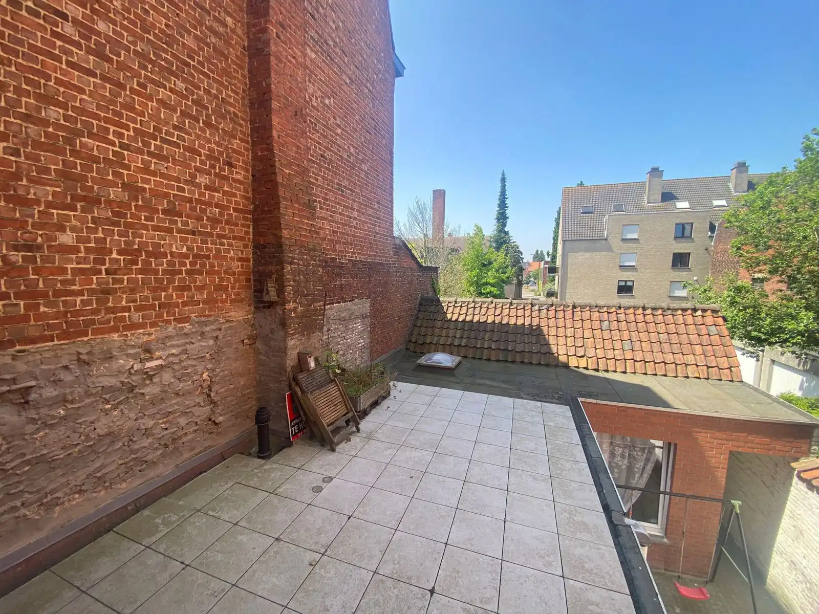 OPBRENGSTEIGENDOM IN IZEGEM (3 APPARTEMENTEN)  foto 9