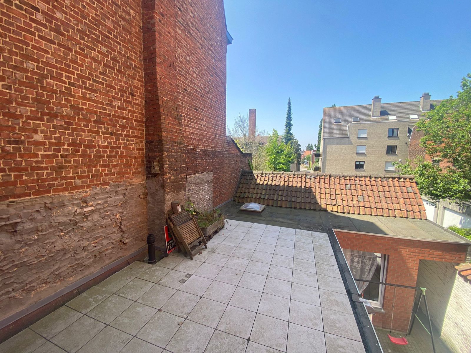 OPBRENGSTEIGENDOM IN IZEGEM (3 APPARTEMENTEN)  foto 9