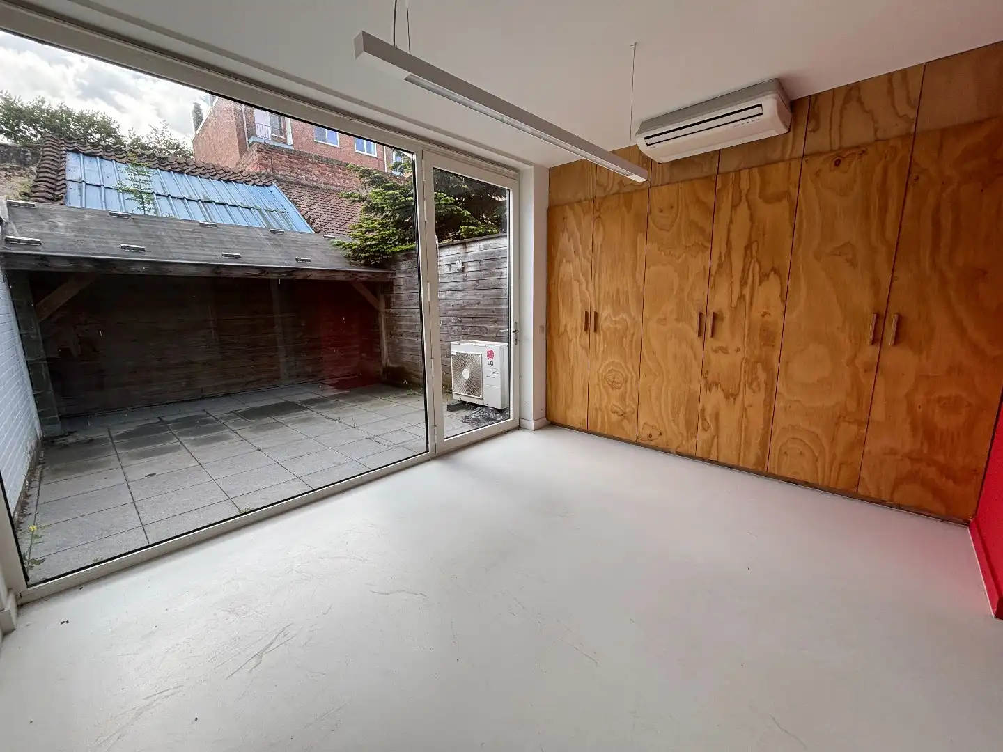 Handelsruimt 66 m² in centrum Brugge foto 4
