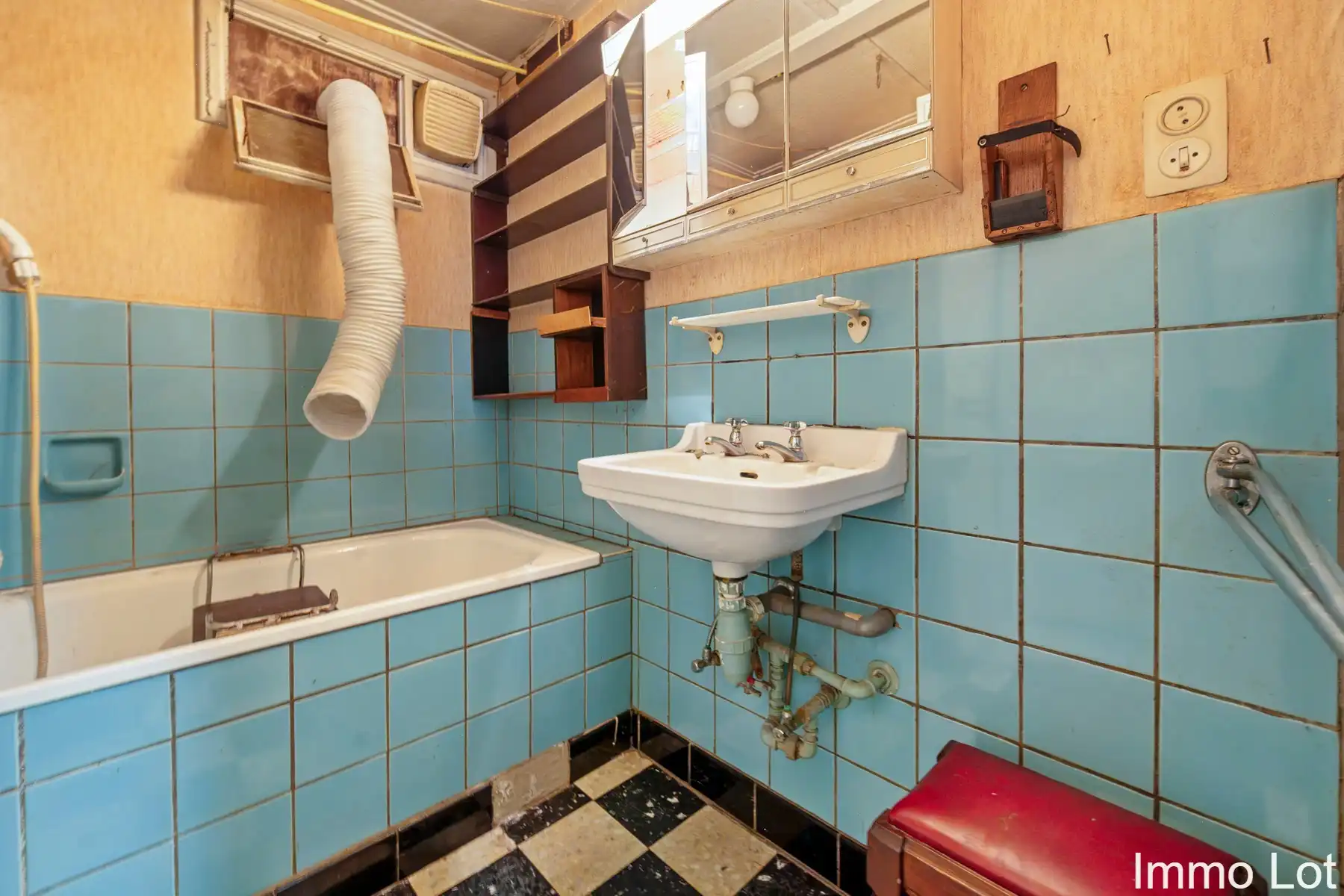 Te renoveren woning op een rustige locatie in Berlare foto 9