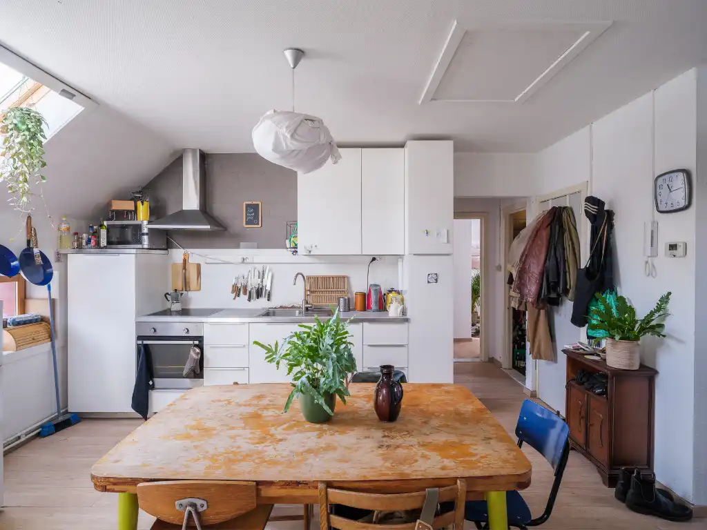 Opbrengsteigendom met 4 studentenkamers en 2 appartementen nabij het Rabot en de Tondeliersite foto 3