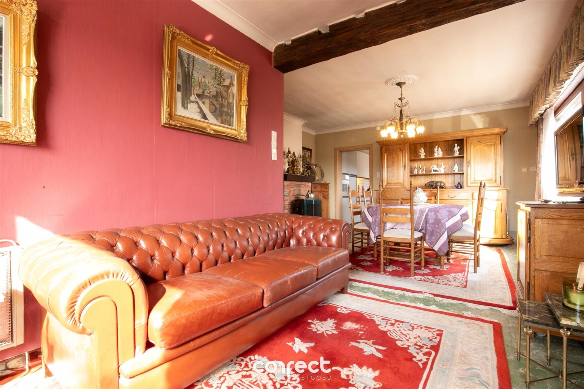 Landelijk gelegen woning met potentieel. foto 2