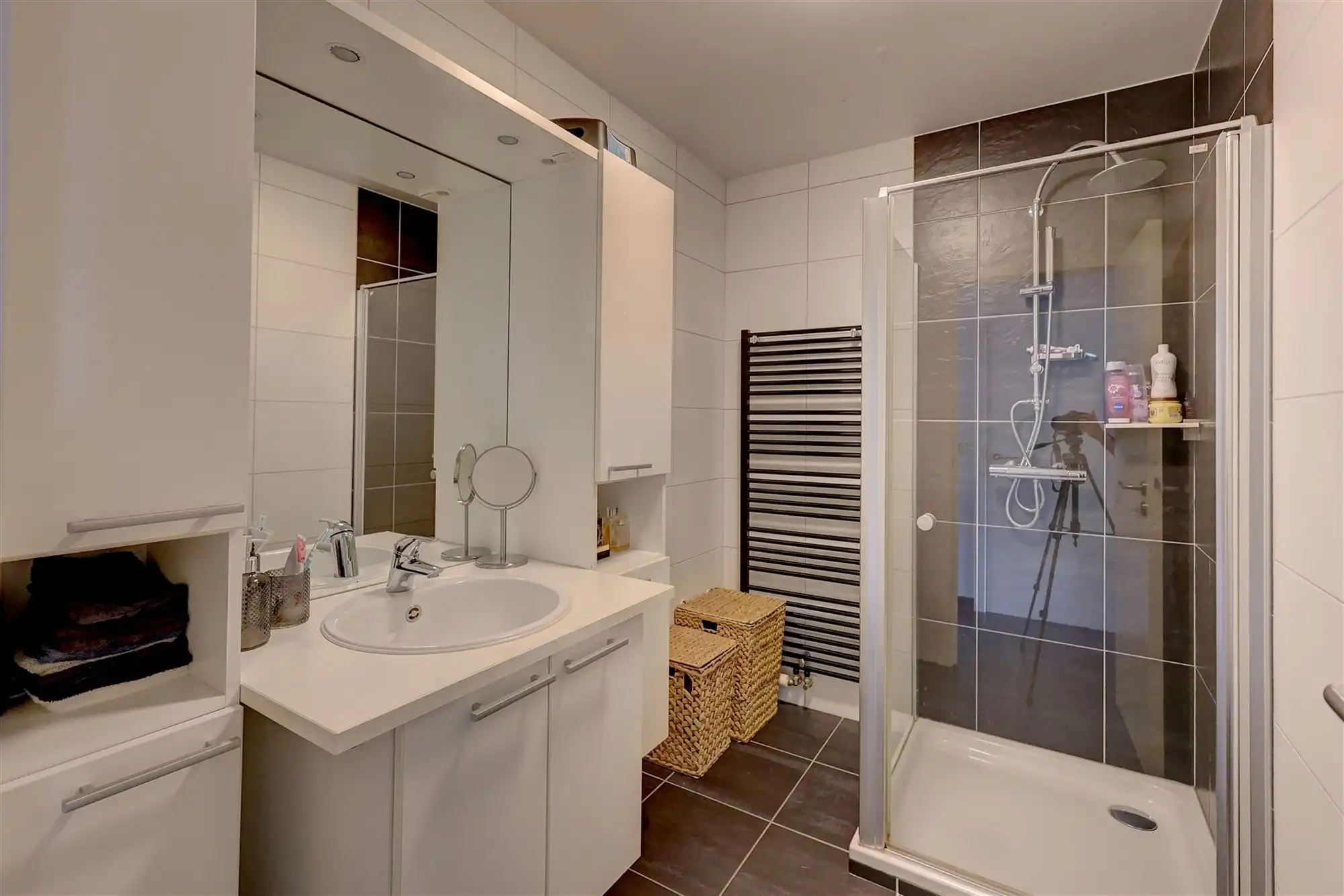 Lichtrijk appartement met twee slaapkamers foto 8