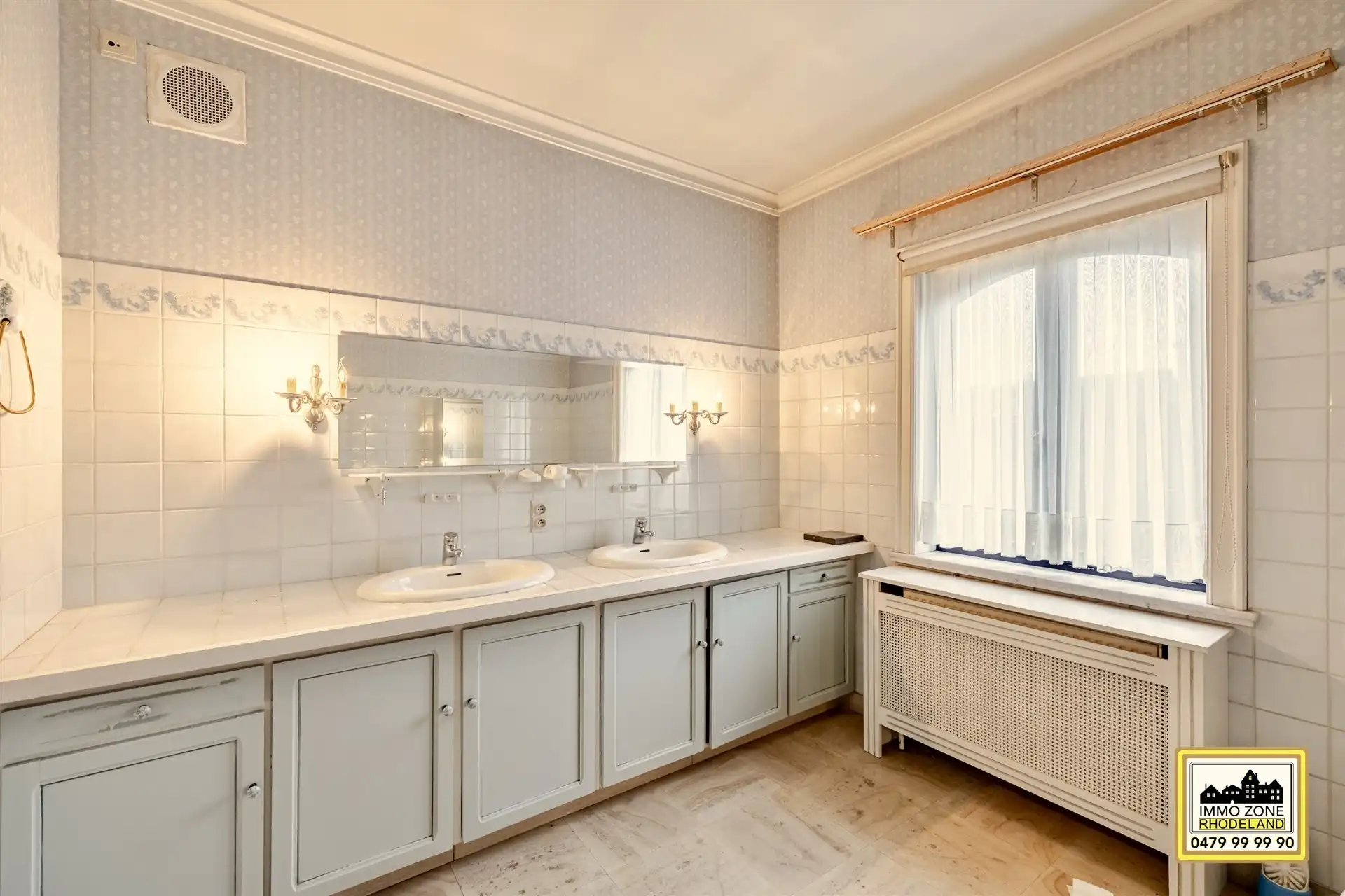 Bijzonder unieke villa met 4 slpks op rustige locatie foto 14