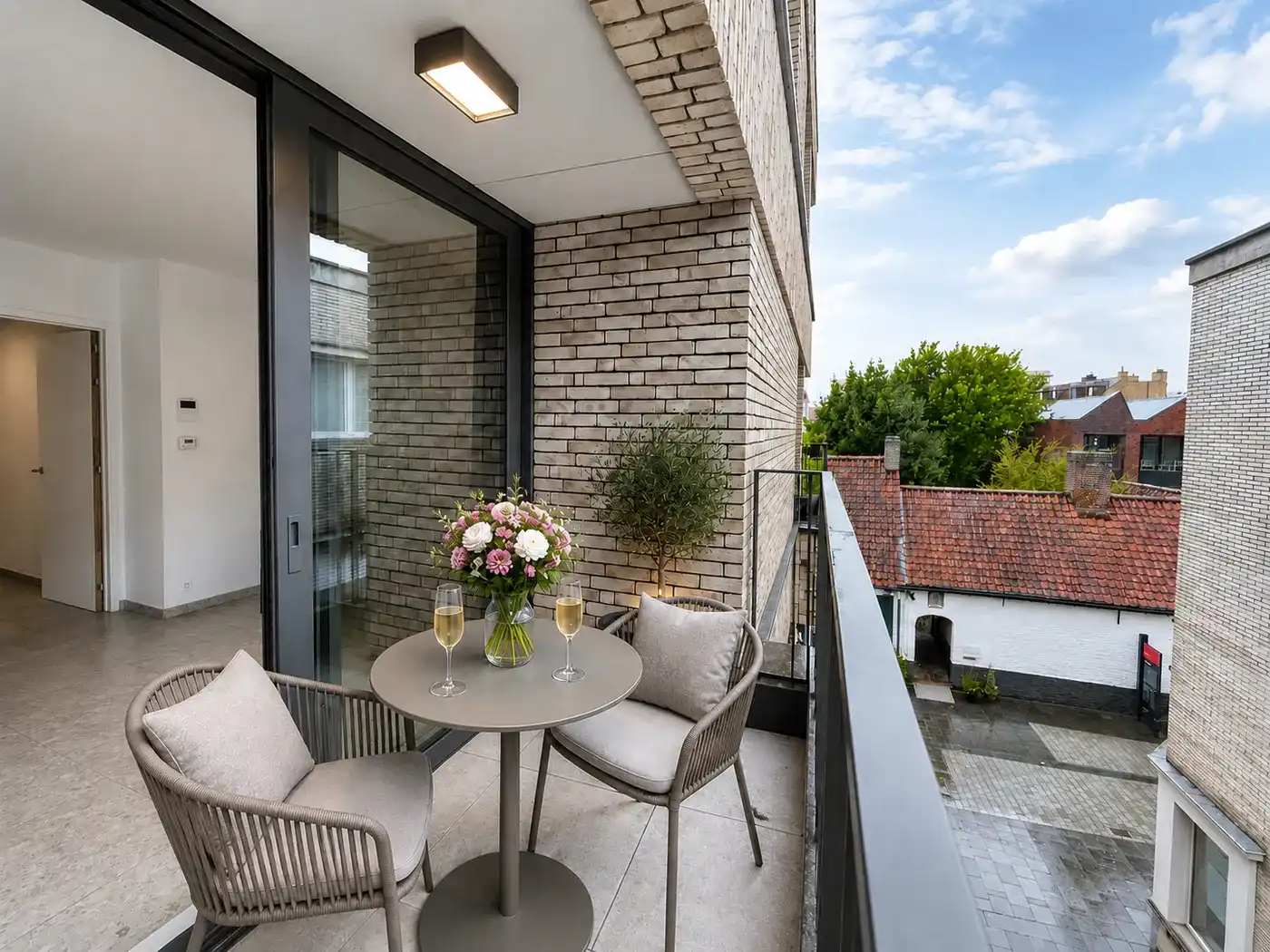 Instapklare studio in hartje Kortrijk foto 3
