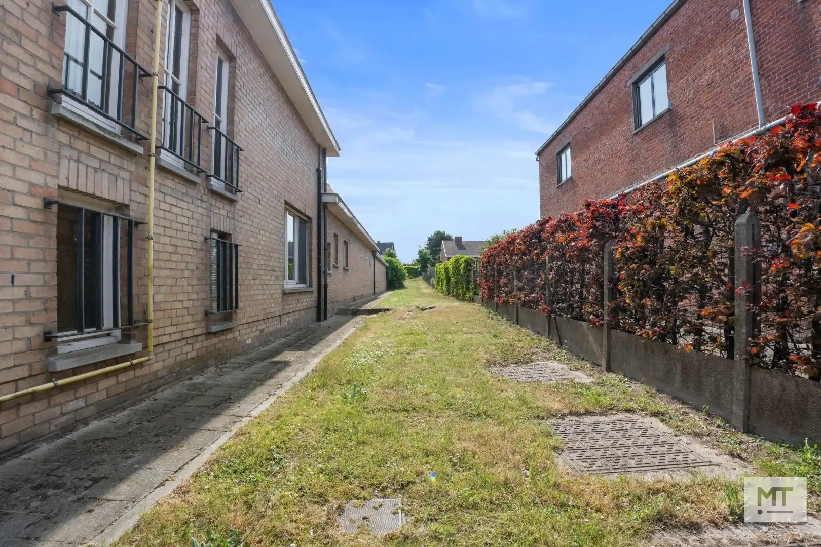 Voormalig politiecommissariaat te koop in Westrozebeke foto 22