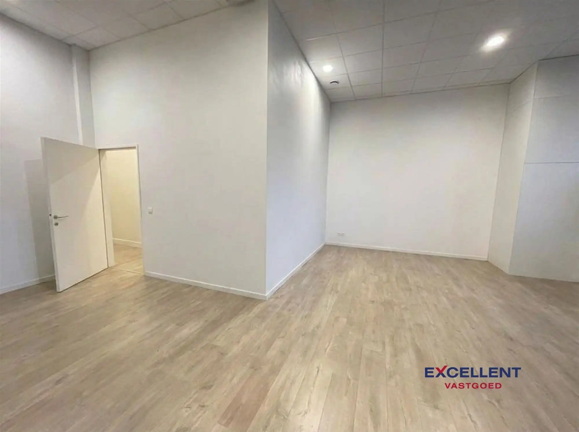 Atelier/workshopruimte te huur op centrale locatie Deinze foto 3