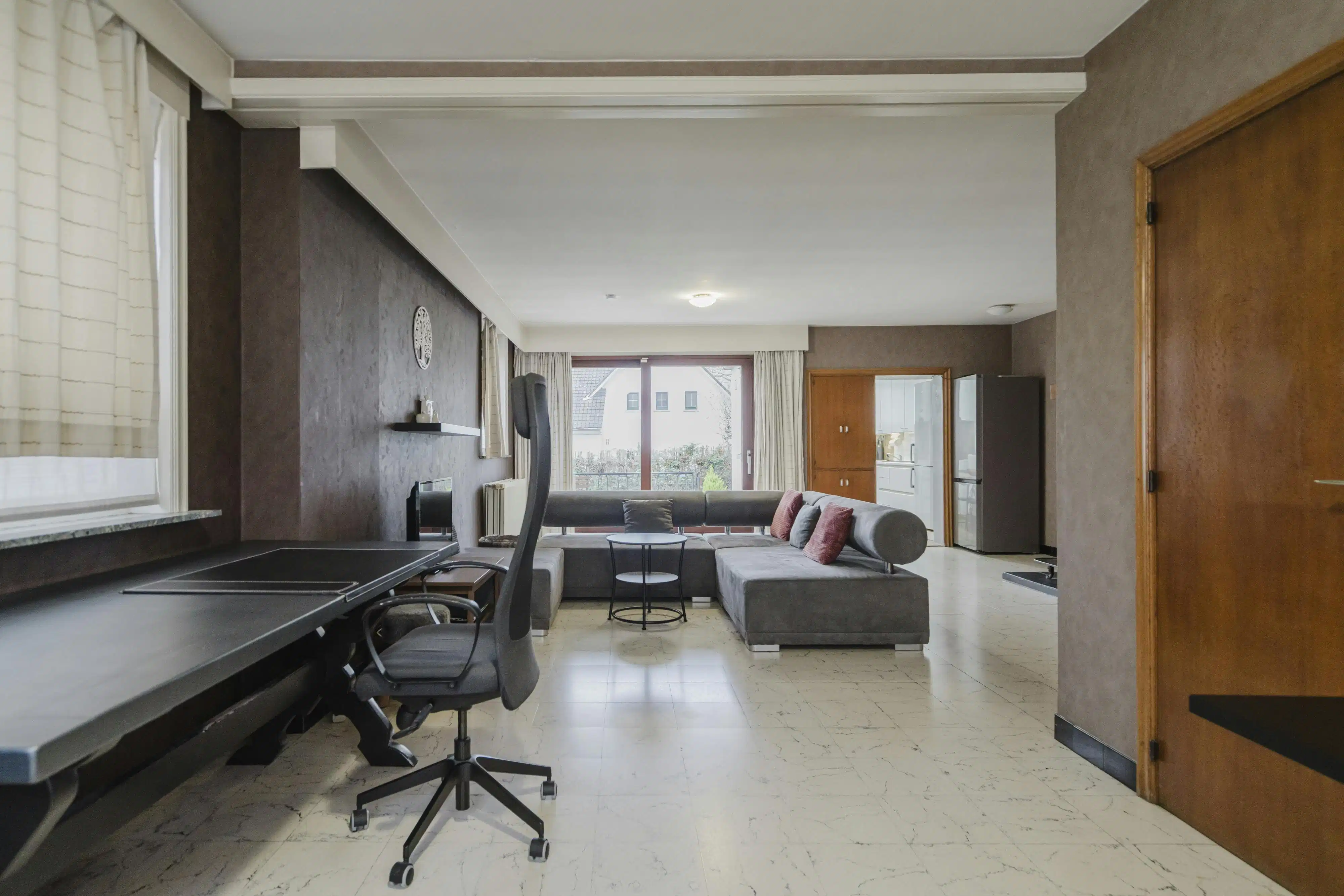 Halfopen bebouwing met 3 slaapkamers te koop in Kortrijk! foto 2