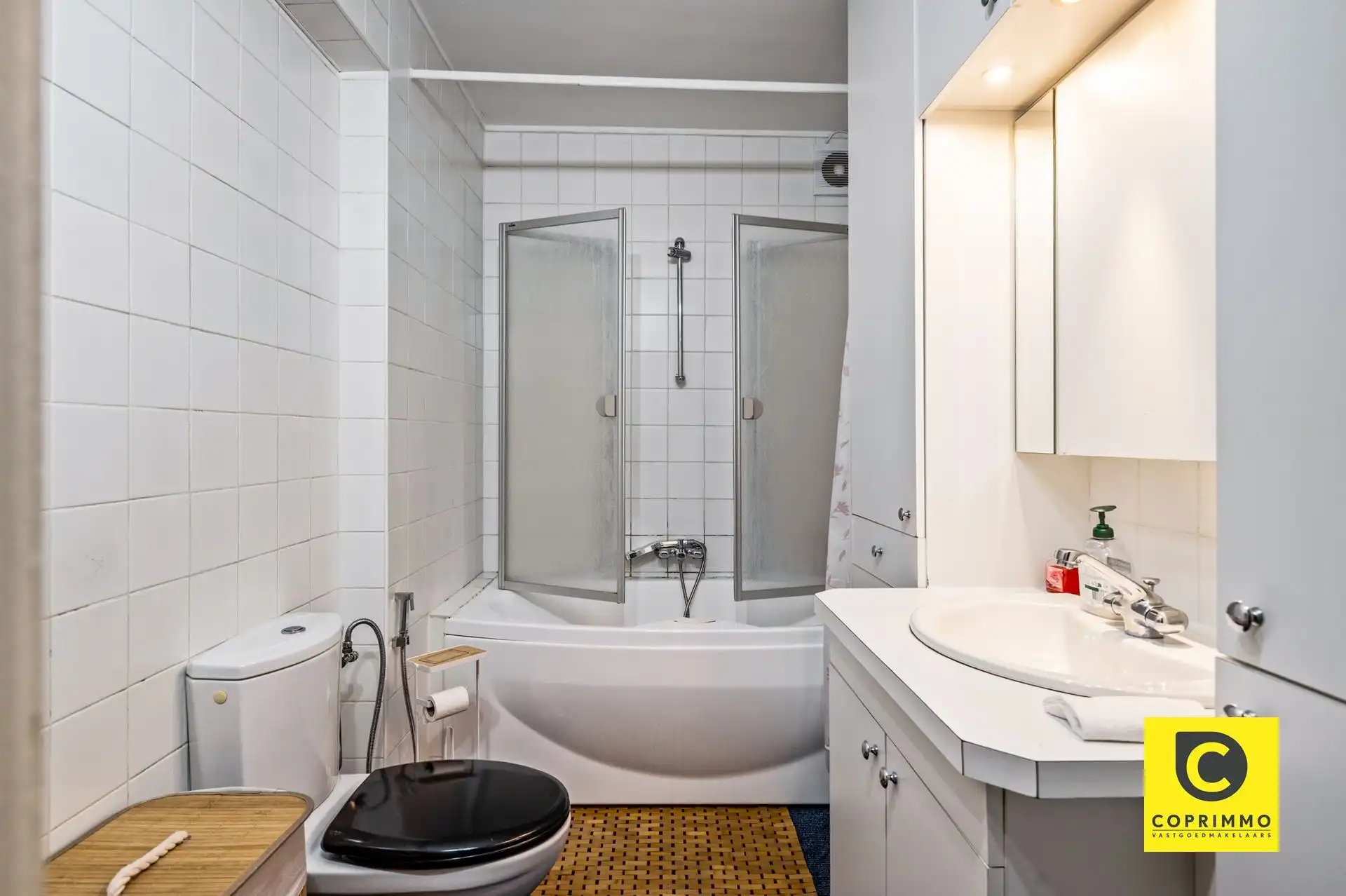 Hoek-app met 3 slaapkamers en terras! foto 10