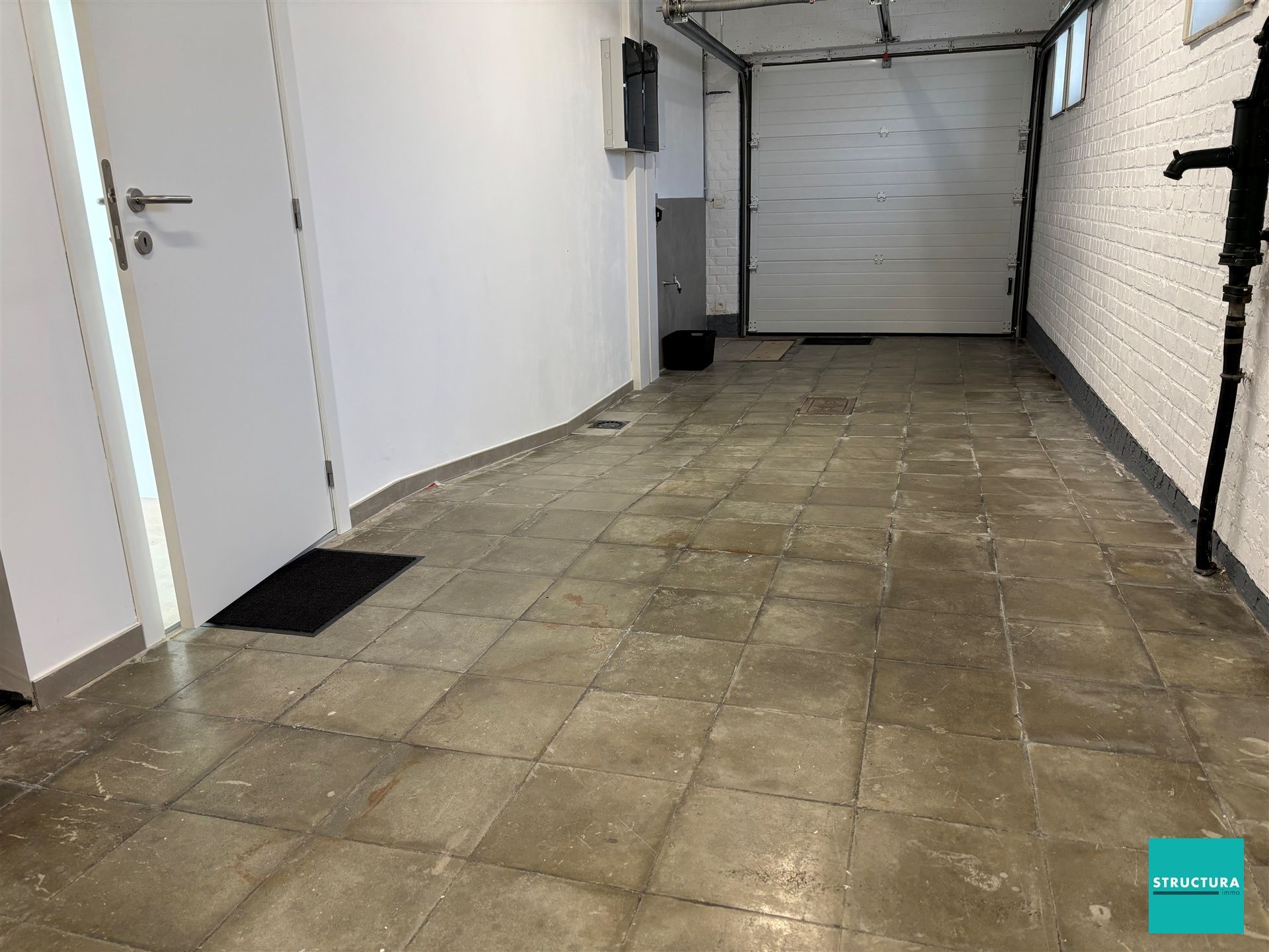 Volledig gerenoveerde woning gelegen op een rustige locatie foto 14