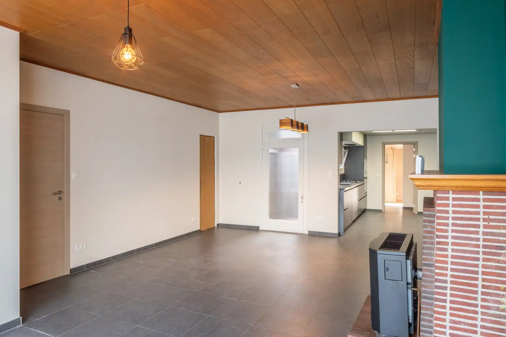 Woning ideaal voor starters of investeerders te Wachtebeke!  foto 2