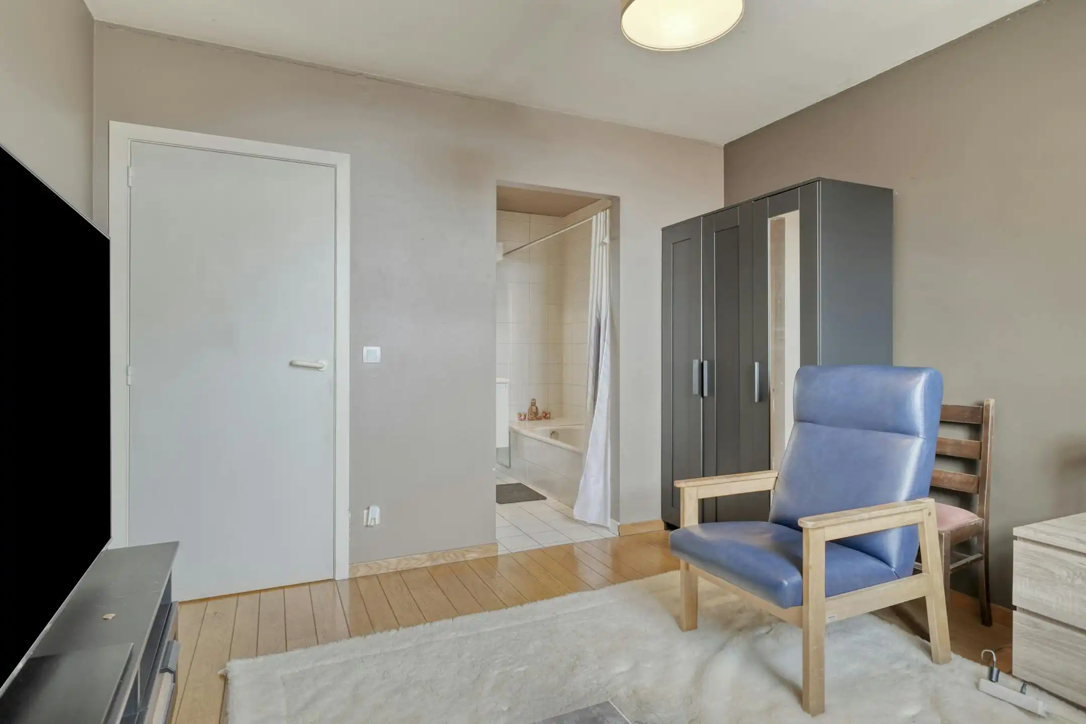 Gezellig appartement met 2 kamers te koop in centrum Waregem foto 6