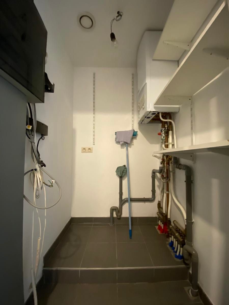 Recent appartement met 1 slaapkamer in centrum Halle foto 8