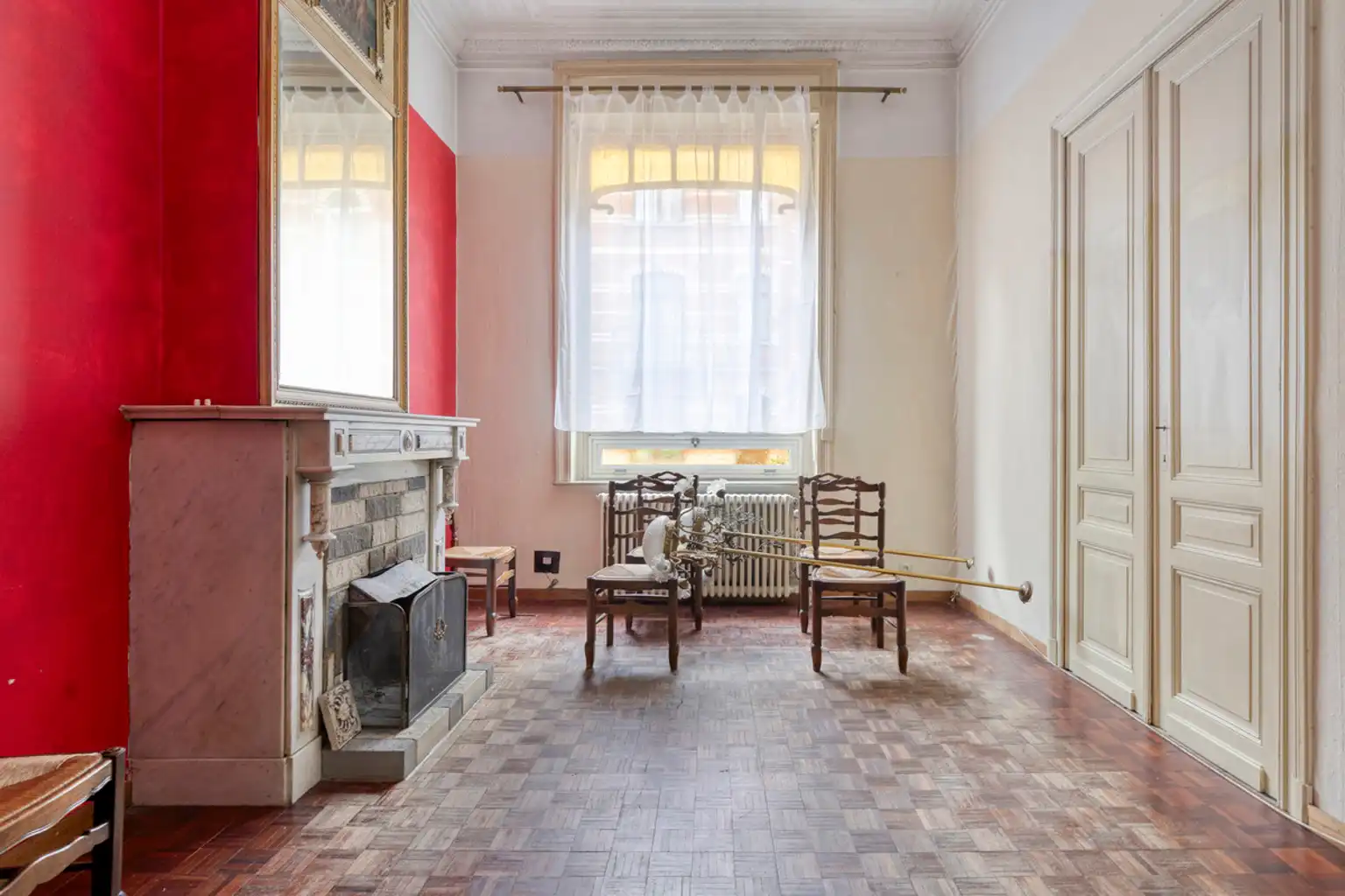 Te renoveren herenhuis met tuin nabij Sint-Guidoplein foto 5