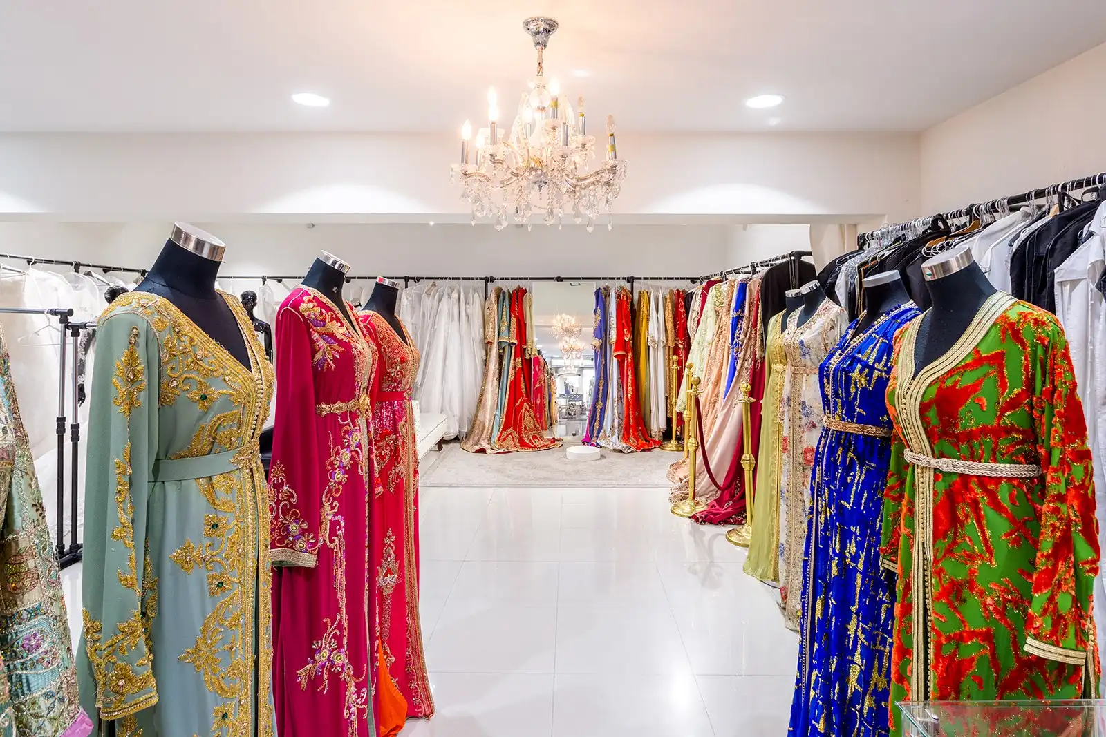 Handelsruimte te koop op een toplocatie met veel passage foto 10