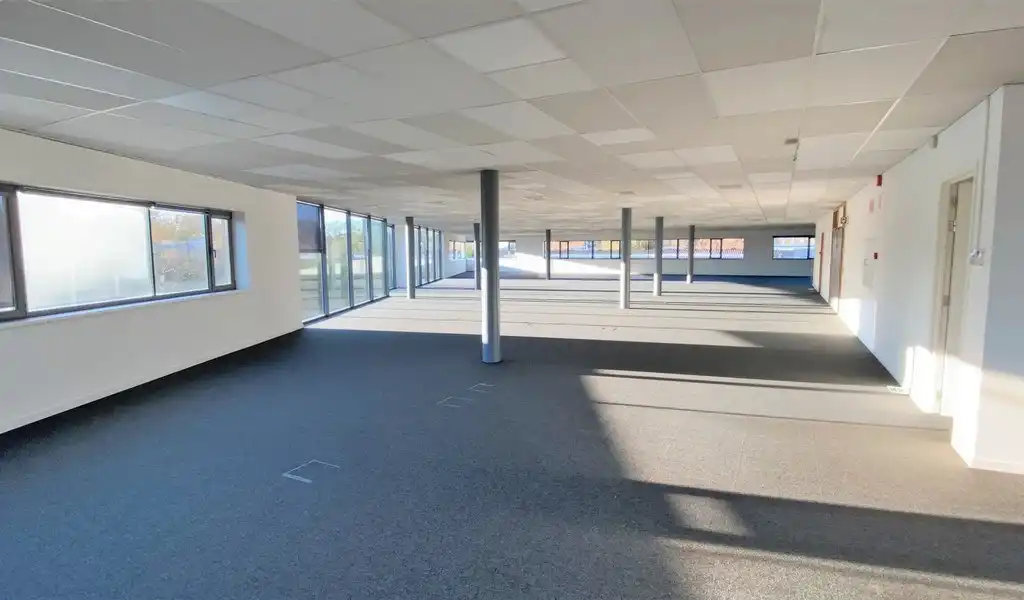 Strategisch gelegen eigentijdse kantoren te huur in Melle foto 5