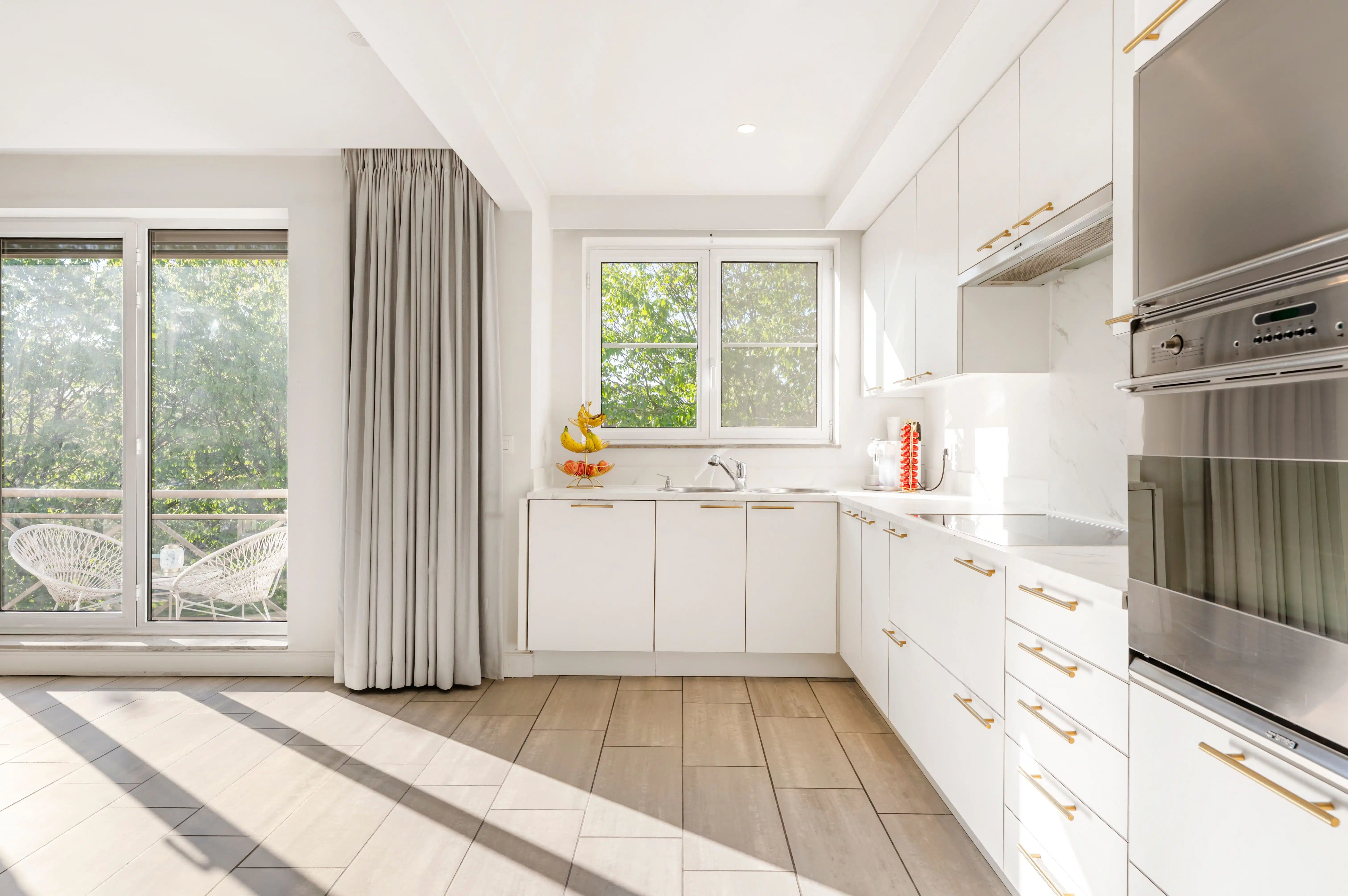 Instapklaar appartement met zonnig terras en garagebox in Brasschaat! foto 8