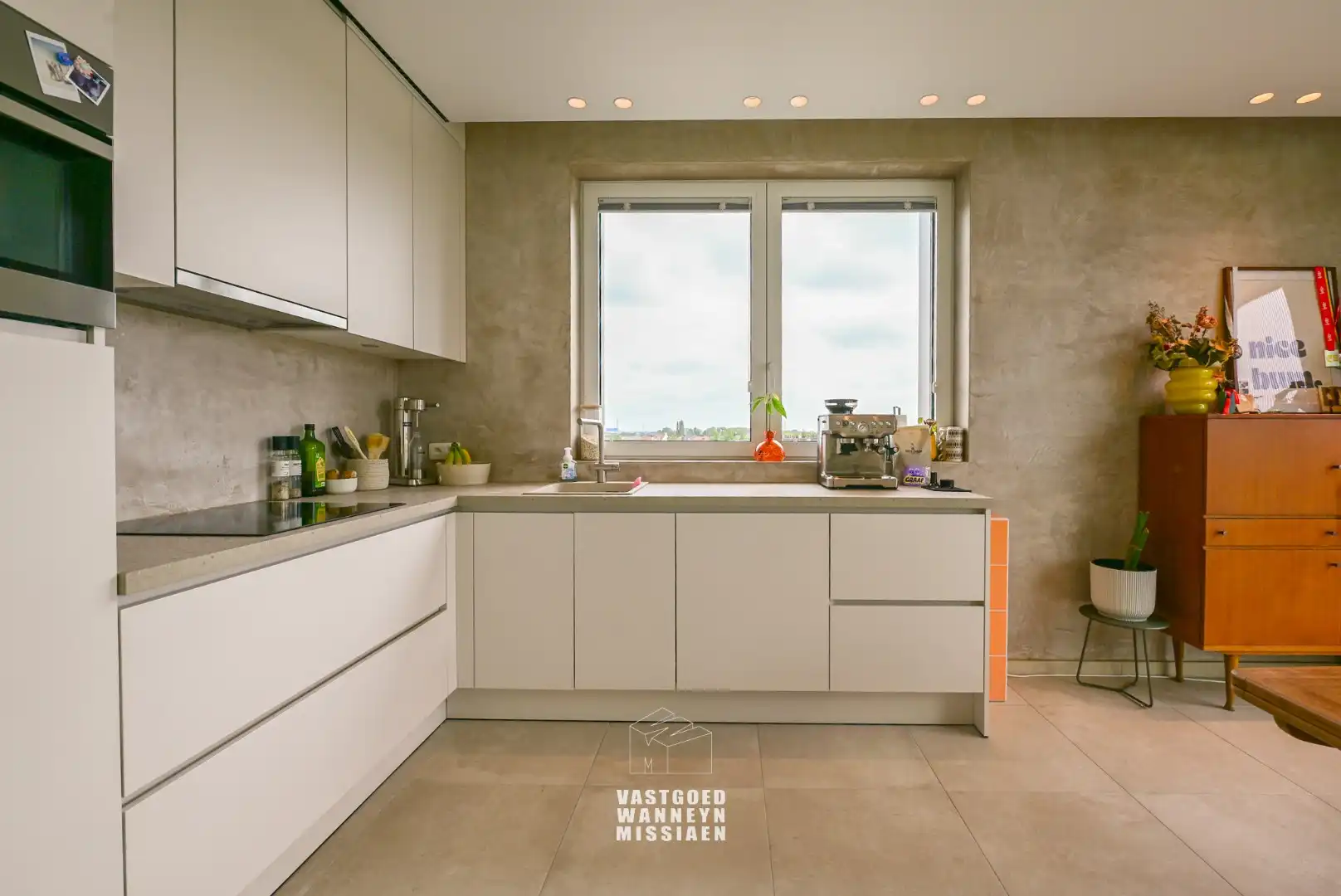 Luxueus appartement op de bovenste verdieping met panoramisch zicht over Roeselare foto 3