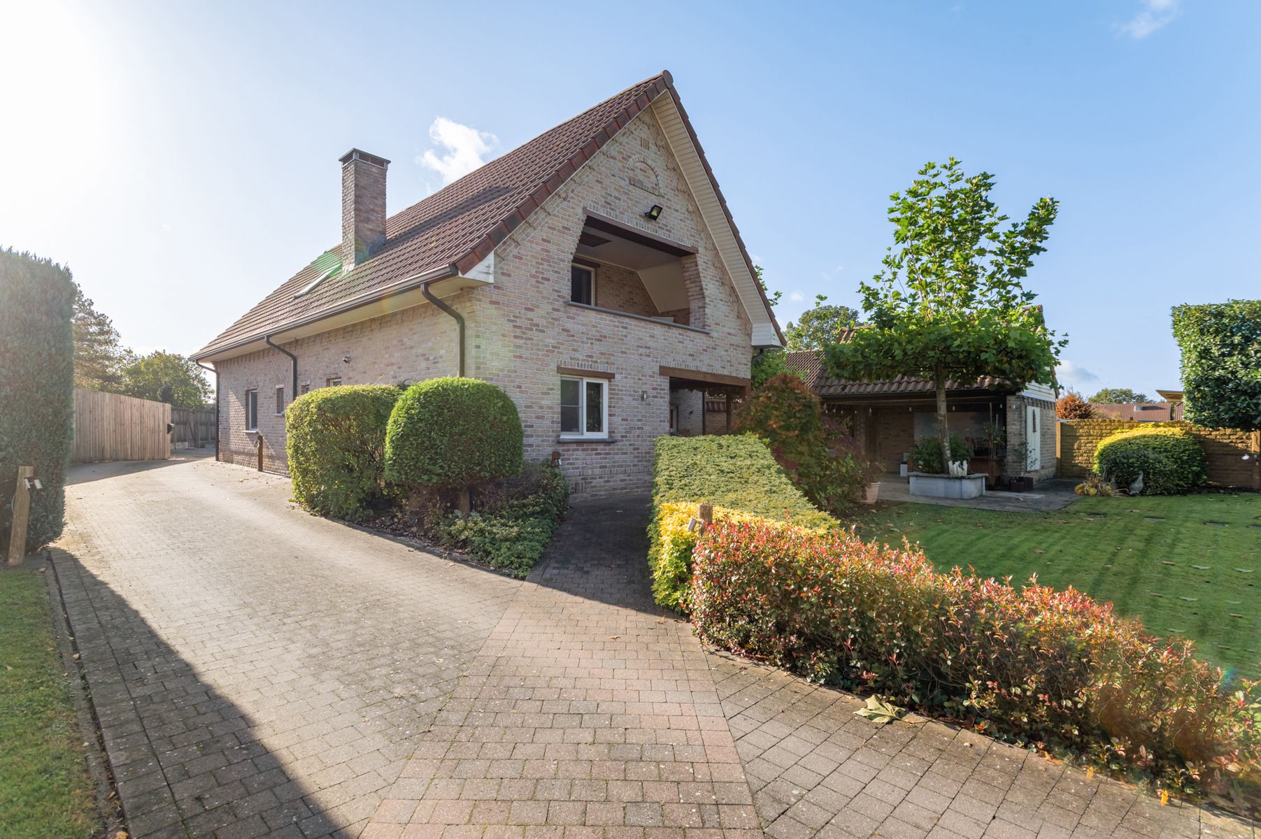 Luxueuze villa met 5 slks en 2bdks op 1595m2  foto 2