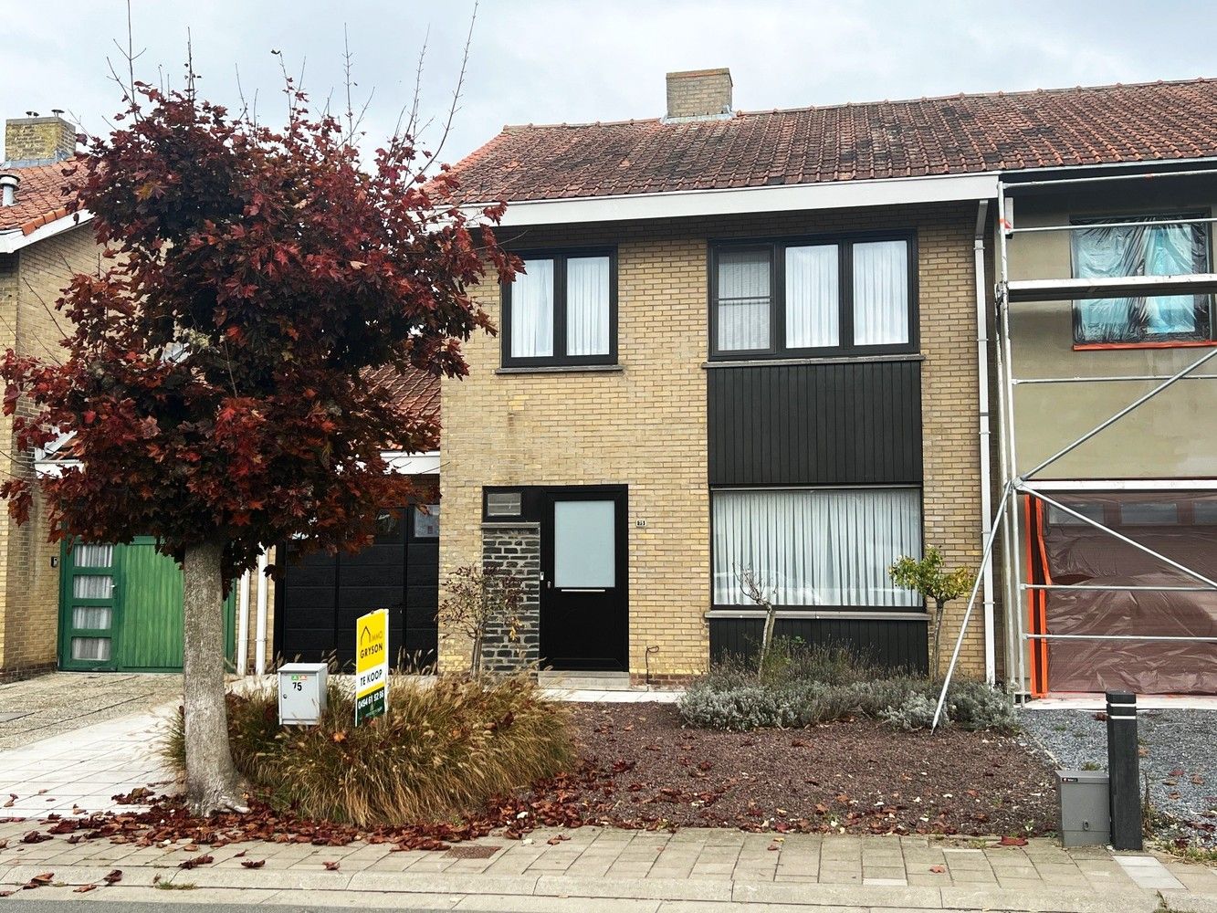 Rustig gelegen woning met 3 slaapkamers en garage foto {{pictureIndex}}