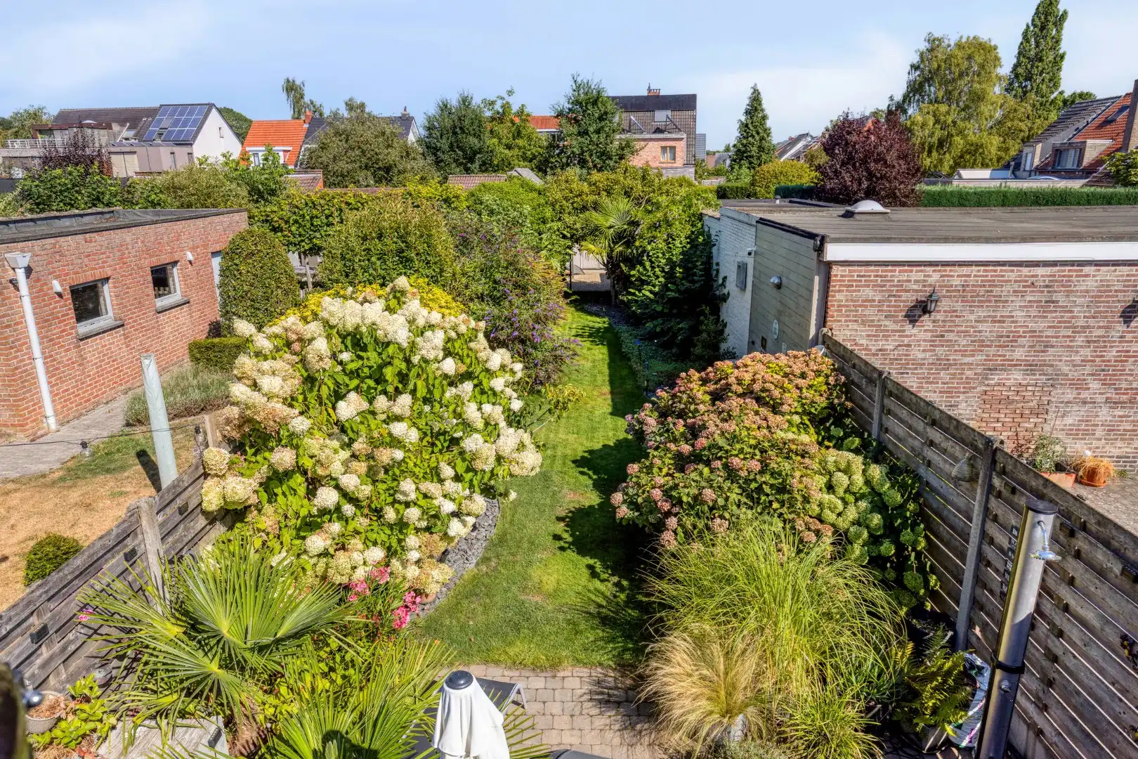 Mooie bel-etage woning van 234 m² bew.opp. op 344 m² grond. foto 15